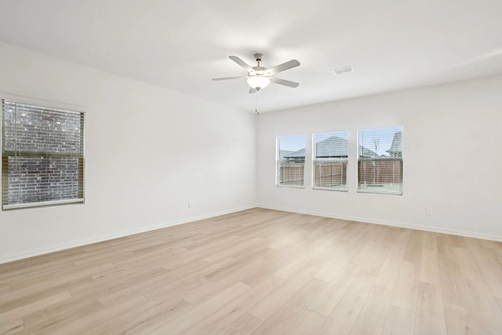 Photo is not of the actual home, but is an inspirational photo of builder’s model home and may depict options, furnishings, and/or decorator features that are not included.
