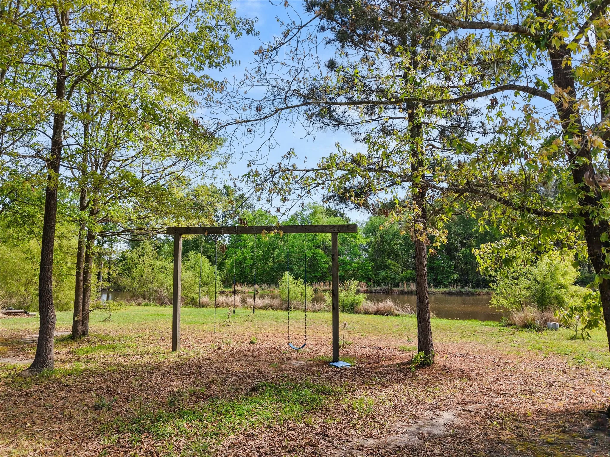 Single Family Residence For Sale in Upshur County , 1333 Lupine Road, Gilmer, Texas 75644, 3 Bedroom, 2 Bathroom, Garage spaces, 1,344 Sqft, built in 2016, Preowned, mls#21240658, Real Estate Agent in Gilmer, Homes For Sale in Upshur county, Homes For Sale in Gilmer, Realtor in Gilmer Texas, Real Estate Brokerage Independent Realty Texas, Luminita Cordes Realtor