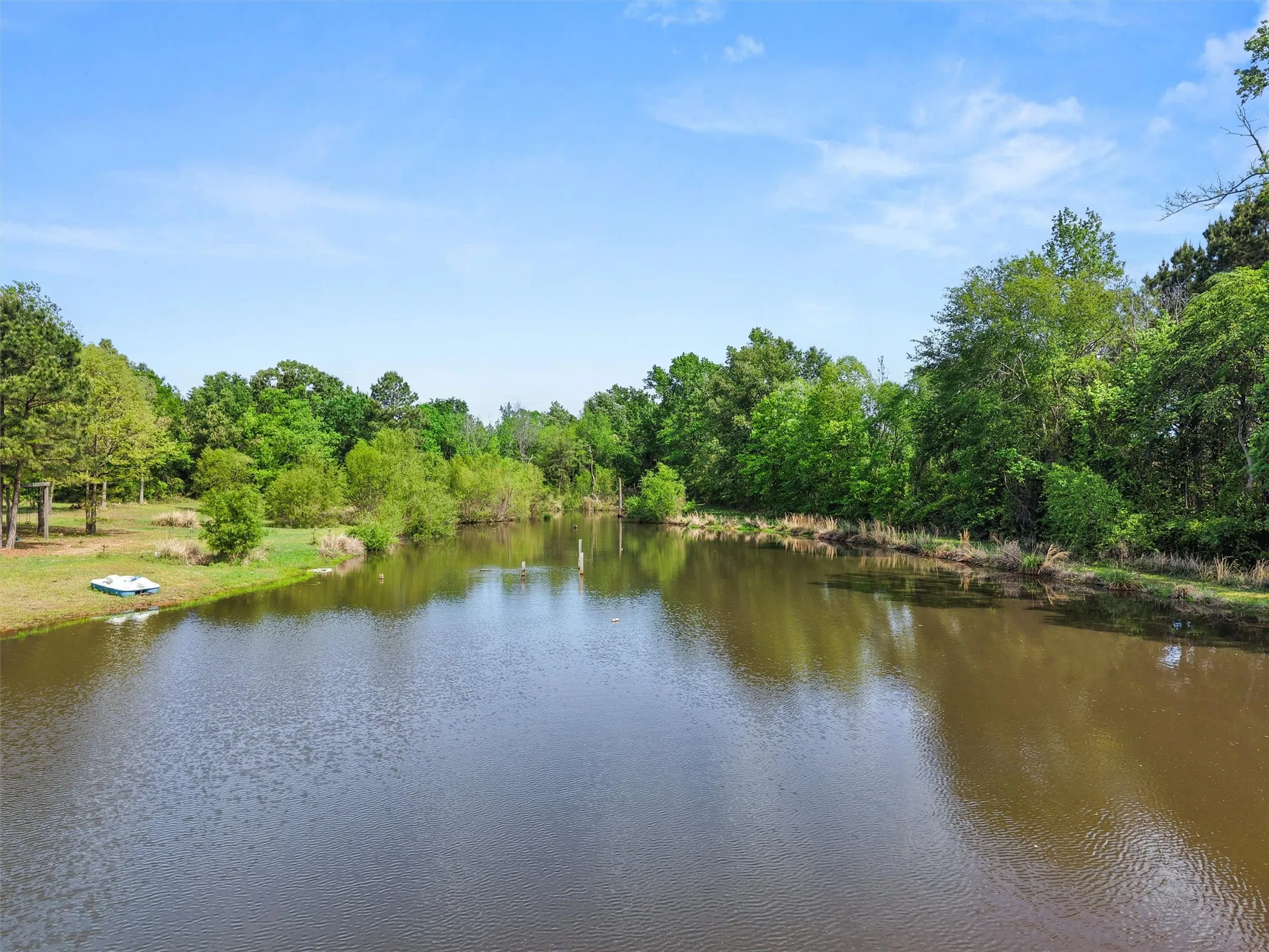 Single Family Residence For Sale in Upshur County , 1333 Lupine Road, Gilmer, Texas 75644, 3 Bedroom, 2 Bathroom, Garage spaces, 1,344 Sqft, built in 2016, Preowned, mls#21240658, Real Estate Agent in Gilmer, Homes For Sale in Upshur county, Homes For Sale in Gilmer, Realtor in Gilmer Texas, Real Estate Brokerage Independent Realty Texas, Luminita Cordes Realtor
