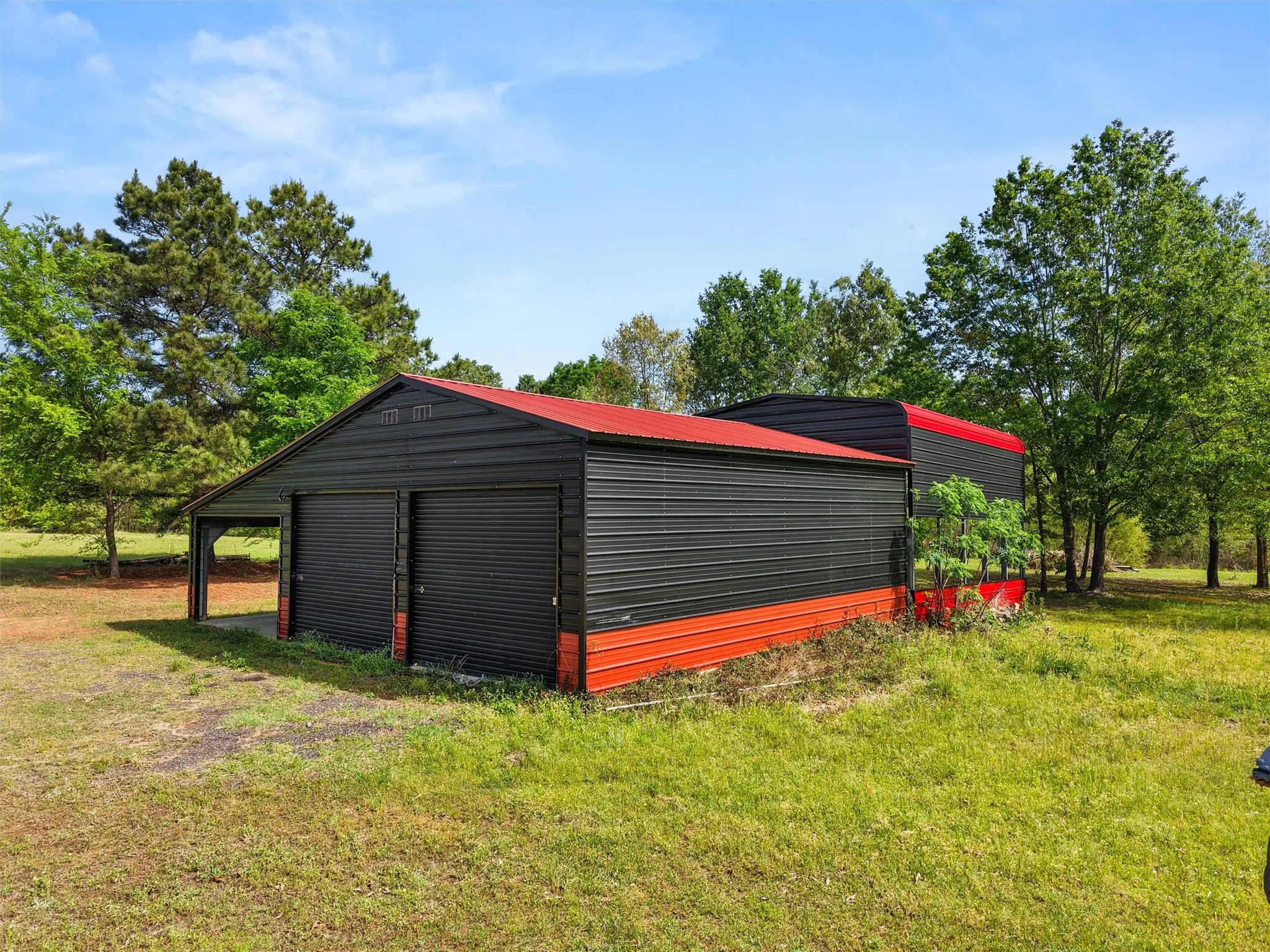 Single Family Residence For Sale in Upshur County , 1333 Lupine Road, Gilmer, Texas 75644, 3 Bedroom, 2 Bathroom, Garage spaces, 1,344 Sqft, built in 2016, Preowned, mls#21240658, Real Estate Agent in Gilmer, Homes For Sale in Upshur county, Homes For Sale in Gilmer, Realtor in Gilmer Texas, Real Estate Brokerage Independent Realty Texas, Luminita Cordes Realtor