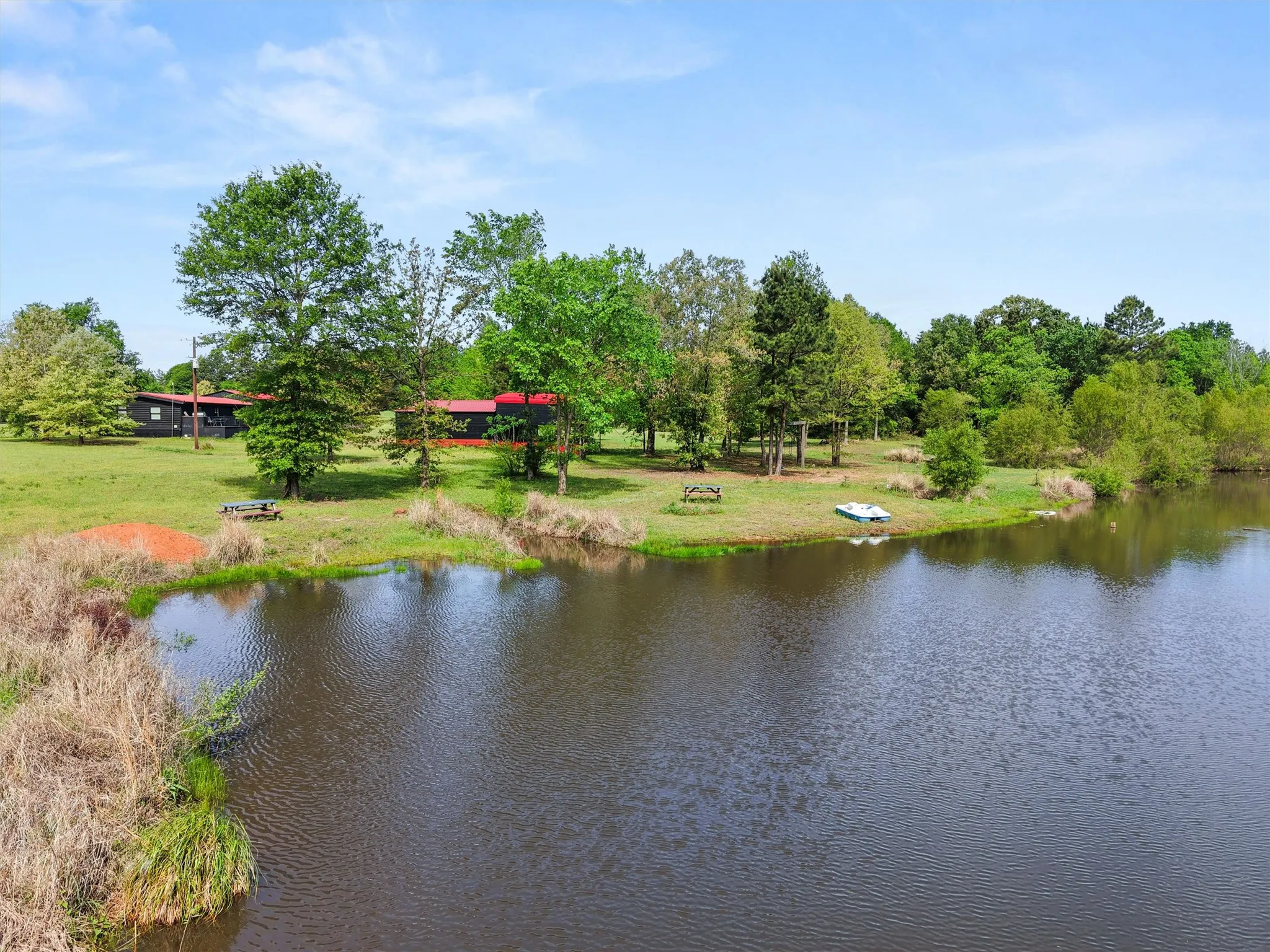 Single Family Residence For Sale in Upshur County , 1333 Lupine Road, Gilmer, Texas 75644, 3 Bedroom, 2 Bathroom, Garage spaces, 1,344 Sqft, built in 2016, Preowned, mls#21240658, Real Estate Agent in Gilmer, Homes For Sale in Upshur county, Homes For Sale in Gilmer, Realtor in Gilmer Texas, Real Estate Brokerage Independent Realty Texas, Luminita Cordes Realtor