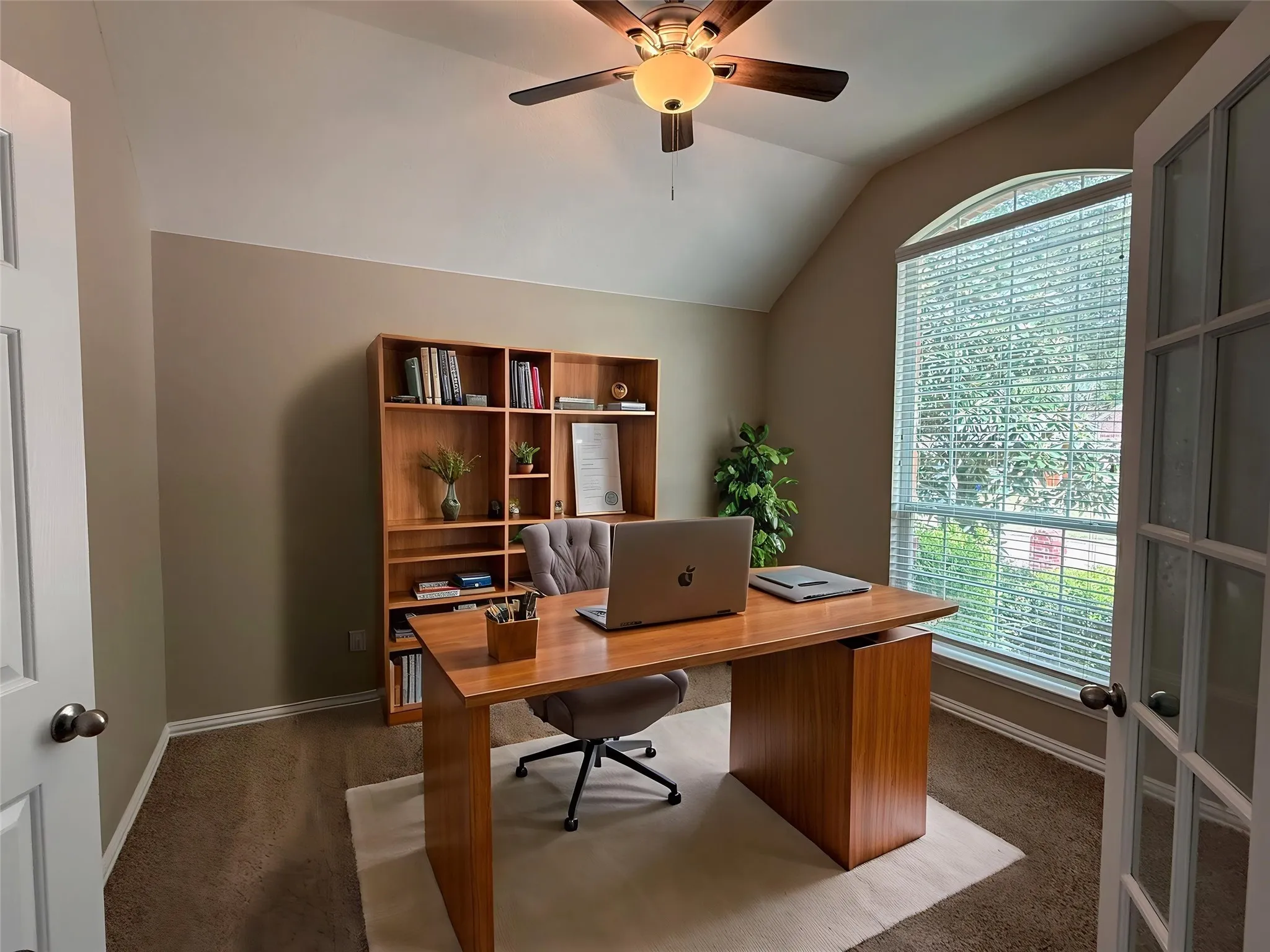 VIRTUAL STAGED - Bonus room off of kitchen can be used as a dining room or office