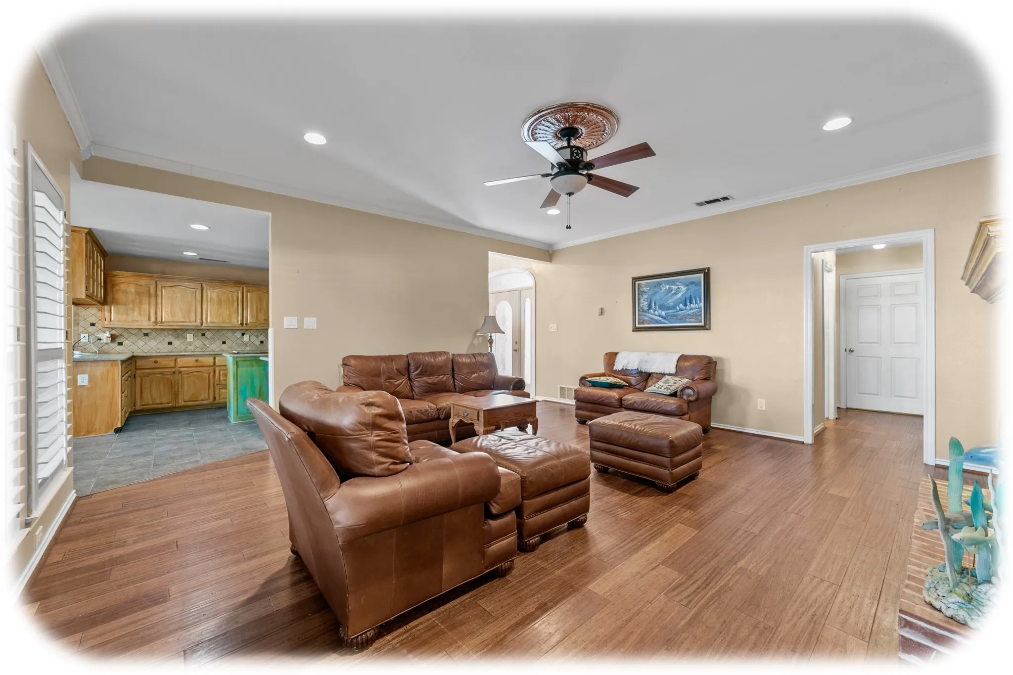 Single Family Residence For Sale in Collin County , 842 N Fm 1138, Nevada, Texas 75173, 3 Bedrooms, 3 Bathrooms, 3 Garage spaces, 2,465 Sqft, built in 1997, Preowned, Price $770,000, mls#21238407, Real Estate Agent in Nevada, Homes For Sale in Collin county, Homes For Sale in Nevada, Realtor in Nevada Texas, Real Estate Brokerage Independent Realty Texas, Luminita Cordes Realtor