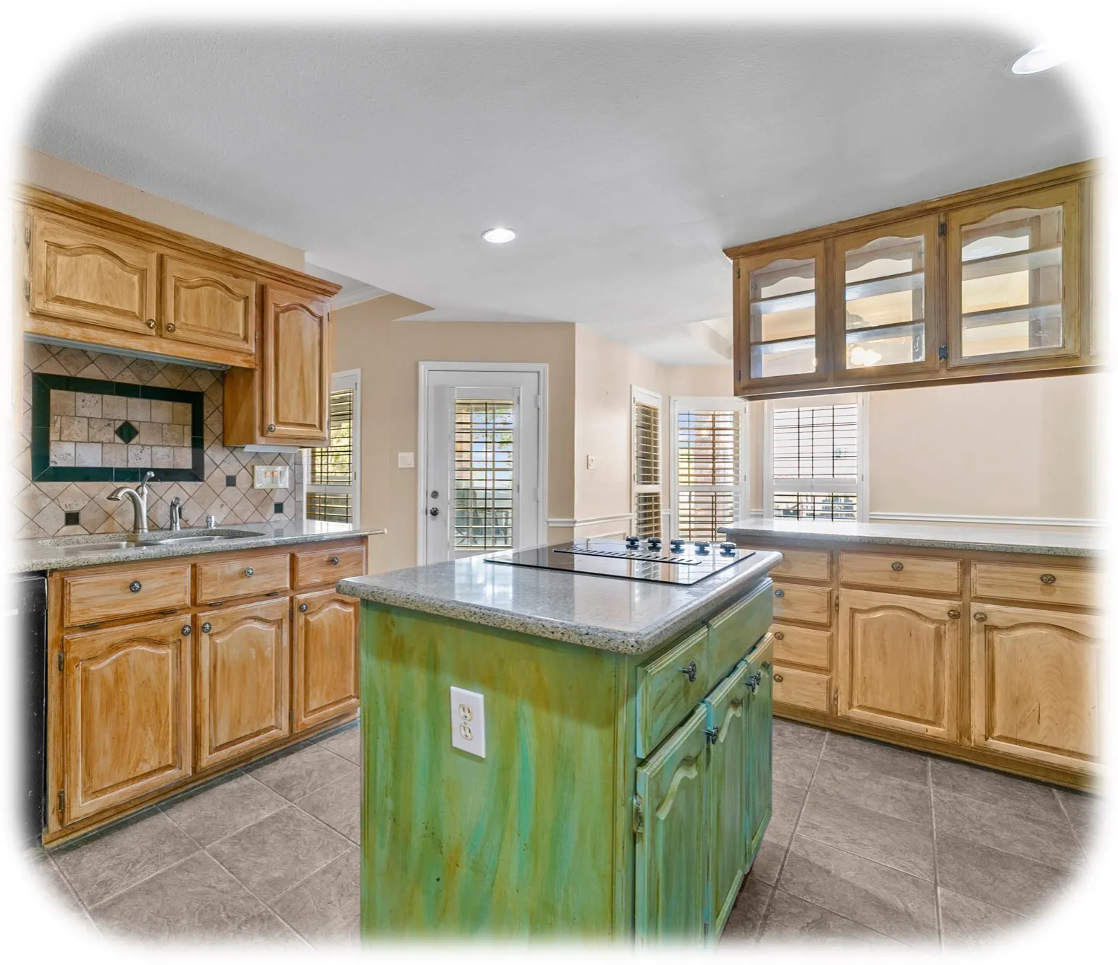 Single Family Residence For Sale in Collin County , 842 N Fm 1138, Nevada, Texas 75173, 3 Bedrooms, 3 Bathrooms, 3 Garage spaces, 2,465 Sqft, built in 1997, Preowned, Price $770,000, mls#21238407, Real Estate Agent in Nevada, Homes For Sale in Collin county, Homes For Sale in Nevada, Realtor in Nevada Texas, Real Estate Brokerage Independent Realty Texas, Luminita Cordes Realtor