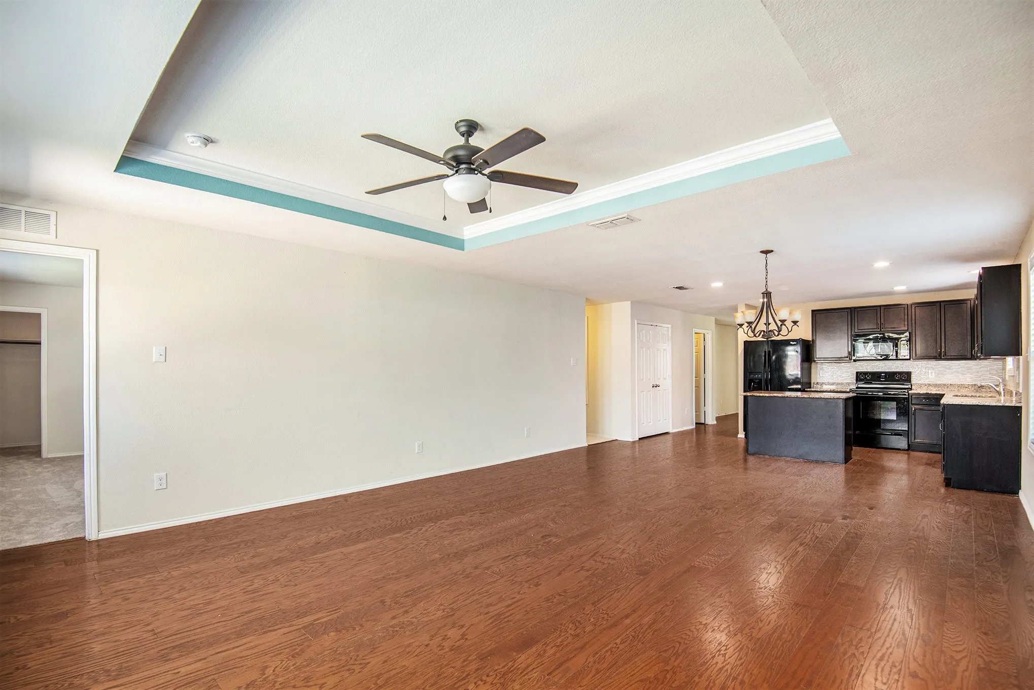 Single Family Residence For Rent in Tarrant County , 304 Chert Lane, Fort Worth, Texas 76131, 3 Bedrooms, 2 Bathrooms, 2 Garage spaces, 1,825 Sqft, built in 2014, Preowned, Price $1,950, mls#21240694, Real Estate Agent in Fort Worth, Homes For Rent in Tarrant county, Homes For Rent in Fort Worth, Realtor in Fort Worth Texas, Real Estate Brokerage Independent Realty Texas, Luminita Cordes Realtor
