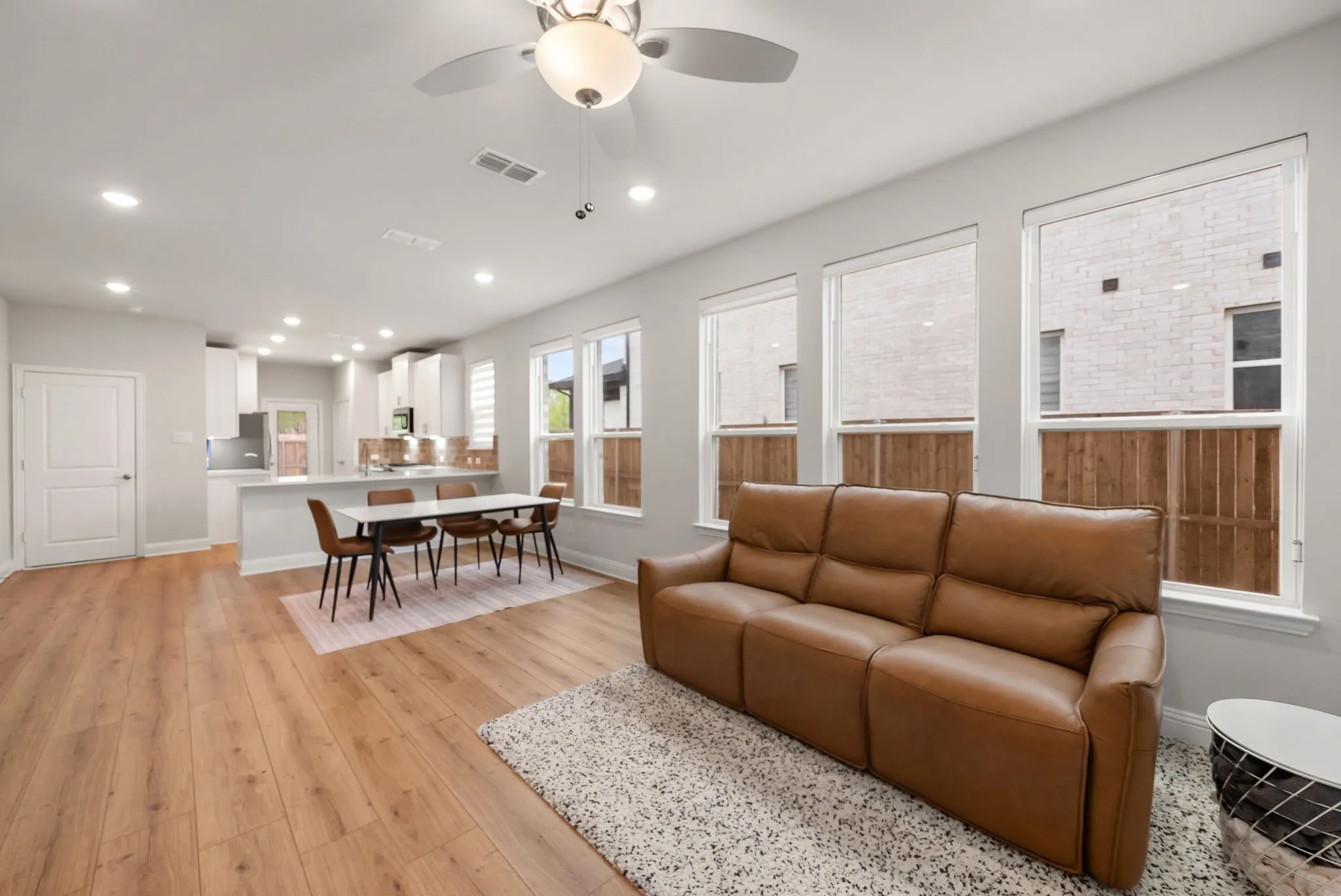 Single Family Residence For Sale in Collin County , 11432 Chepstow Crescent Court, Frisco, Texas 75035, 5 Bedroom, 3 Bathroom, 2 Garage spaces, 2,409 Sqft, built in 2024, Preowned, mls#21223027, Real Estate Agent in Frisco, Homes For Sale in Collin county, Homes For Sale in Frisco, Realtor in Frisco Texas, Real Estate Brokerage Independent Realty Texas, Luminita Cordes Realtor