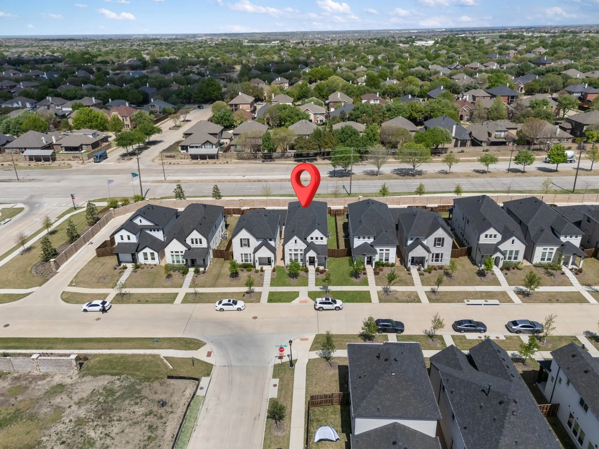 Single Family Residence For Sale in Collin County , 11432 Chepstow Crescent Court, Frisco, Texas 75035, 5 Bedroom, 3 Bathroom, 2 Garage spaces, 2,409 Sqft, built in 2024, Preowned, mls#21223027, Real Estate Agent in Frisco, Homes For Sale in Collin county, Homes For Sale in Frisco, Realtor in Frisco Texas, Real Estate Brokerage Independent Realty Texas, Luminita Cordes Realtor