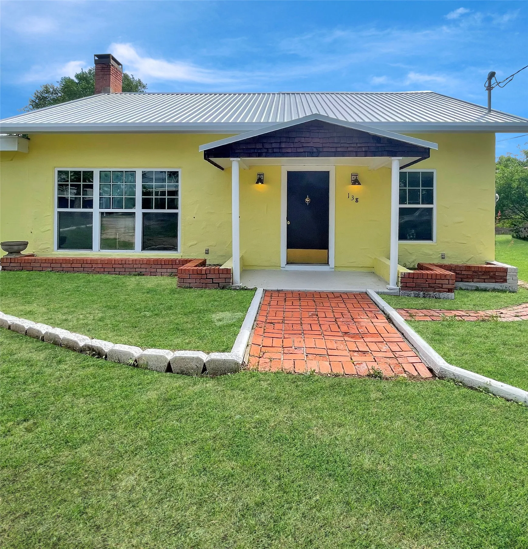 Single Family Residence For Sale in Hill County , 138 Seminole Trail, Whitney, Texas 76692, 3 Bedroom, 3 Bathroom, 1 Garage spaces, 1,746 Sqft, built in 0, mls#21240710, Real Estate Agent in Whitney, Homes For Sale in Hill county, Homes For Sale in Whitney, Realtor in Whitney Texas, Real Estate Brokerage Independent Realty Texas, Luminita Cordes Realtor