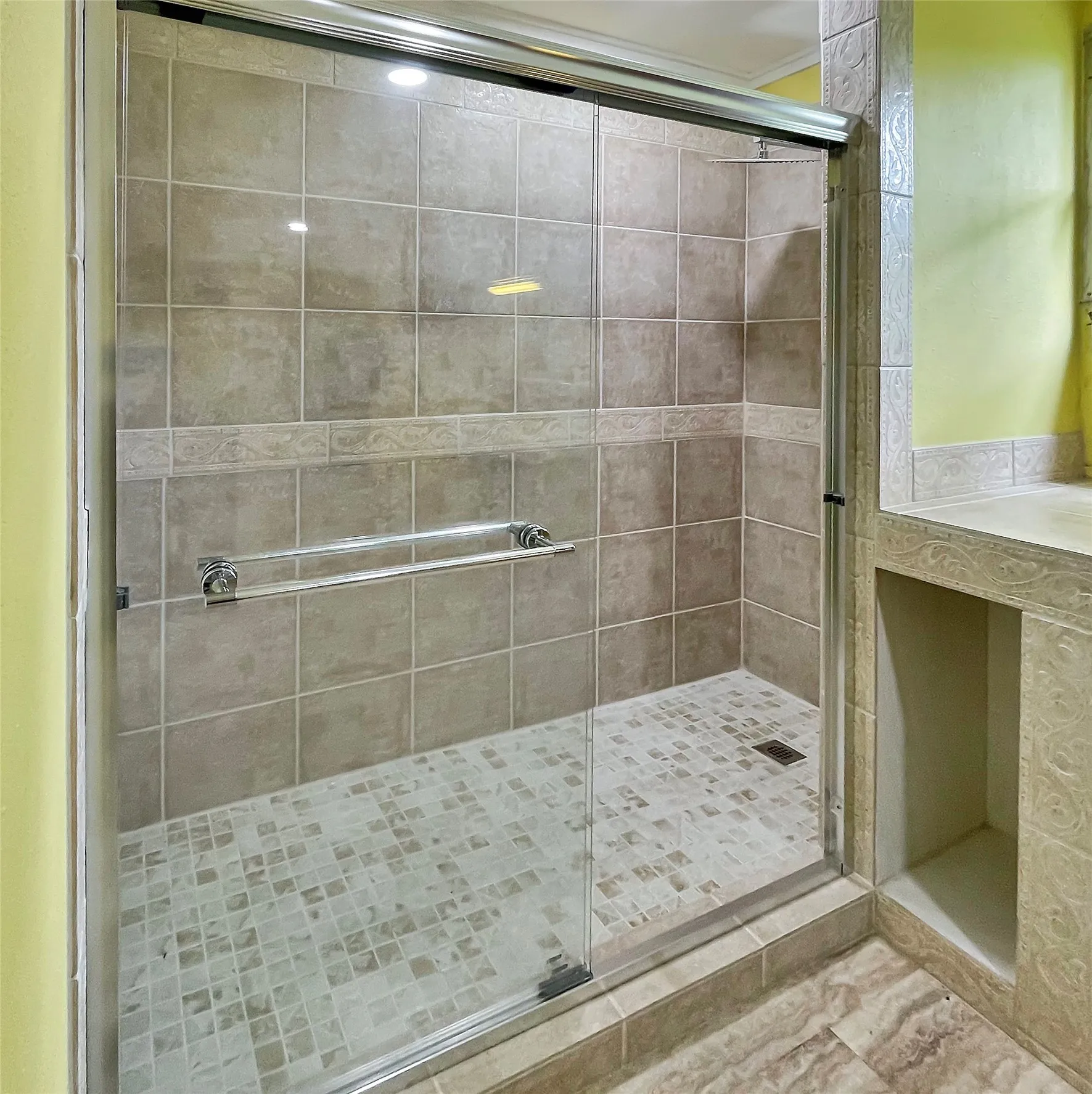 Single Family Residence For Sale in Hill County , 138 Seminole Trail, Whitney, Texas 76692, 3 Bedroom, 3 Bathroom, 1 Garage spaces, 1,746 Sqft, built in 0, mls#21240710, Real Estate Agent in Whitney, Homes For Sale in Hill county, Homes For Sale in Whitney, Realtor in Whitney Texas, Real Estate Brokerage Independent Realty Texas, Luminita Cordes Realtor