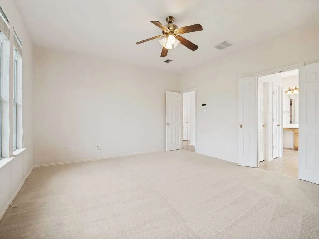 Single Family Residence For Sale in Dallas County , 4317 Sea View Drive, Garland, Texas 75043, 5 Bedroom, 4 Bathroom, 3 Garage spaces, 4,011 Sqft, built in 2004, Preowned, mls#21239172, Real Estate Agent in Garland, Homes For Sale in Dallas county, Homes For Sale in Garland, Realtor in Garland Texas, Real Estate Brokerage Independent Realty Texas, Luminita Cordes Realtor