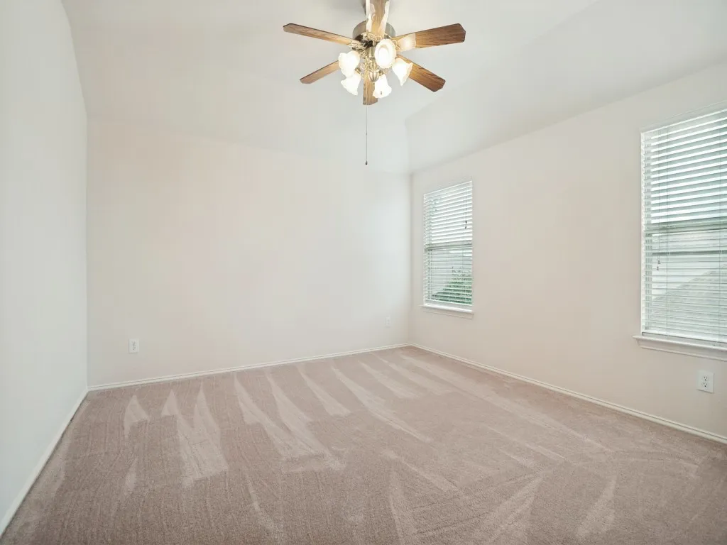 Single Family Residence For Sale in Dallas County , 4317 Sea View Drive, Garland, Texas 75043, 5 Bedroom, 4 Bathroom, 3 Garage spaces, 4,011 Sqft, built in 2004, Preowned, mls#21239172, Real Estate Agent in Garland, Homes For Sale in Dallas county, Homes For Sale in Garland, Realtor in Garland Texas, Real Estate Brokerage Independent Realty Texas, Luminita Cordes Realtor
