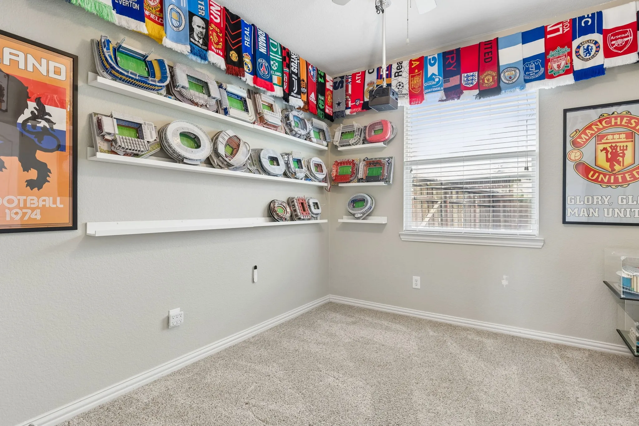 Single Family Residence For Sale in Denton County , 1717 Tahoe Trail, Prosper, Texas 75078, 3 Bedroom, 2 Bathroom, 2 Garage spaces, 1,828 Sqft, built in 2007, Preowned, mls#21240612, Real Estate Agent in Prosper, Homes For Sale in Denton county, Homes For Sale in Prosper, Realtor in Prosper Texas, Real Estate Brokerage Independent Realty Texas, Luminita Cordes Realtor