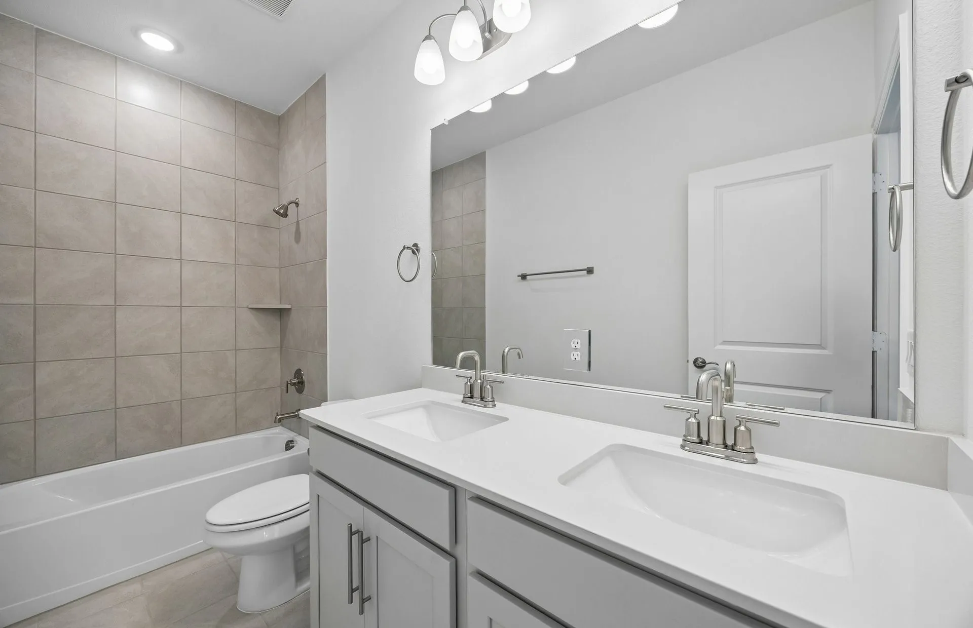 Secondary bath with double vanity