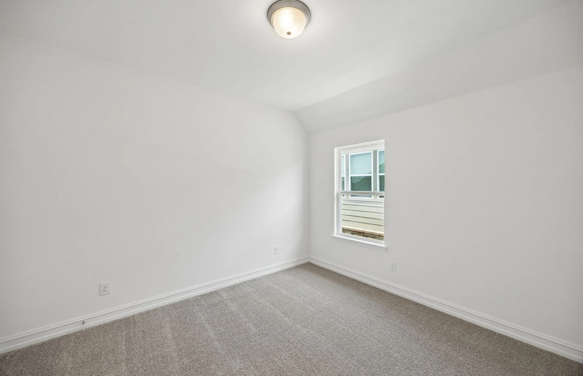 Secondary​​‌​​​​‌​​‌‌​‌‌​​​‌‌​‌​‌​‌​​​‌​​ bedroom