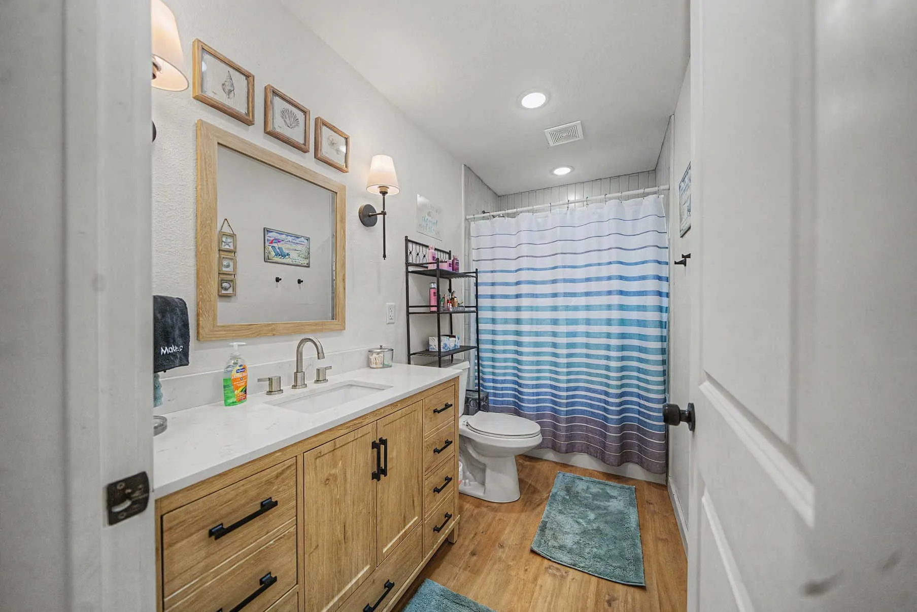 Single Family Residence For Sale in Palo Pinto County , 401 NW 32nd Street, Mineral Wells, Texas 76067, 3 Bedrooms, 2 Bathrooms, Garage spaces, 2,238 Sqft, built in 1963, Preowned, Price $320,000, mls#21240131, Real Estate Agent in Mineral Wells, Homes For Sale in Palo Pinto county, Homes For Sale in Mineral Wells, Realtor in Mineral Wells Texas, Real Estate Brokerage Independent Realty Texas, Luminita Cordes Realtor