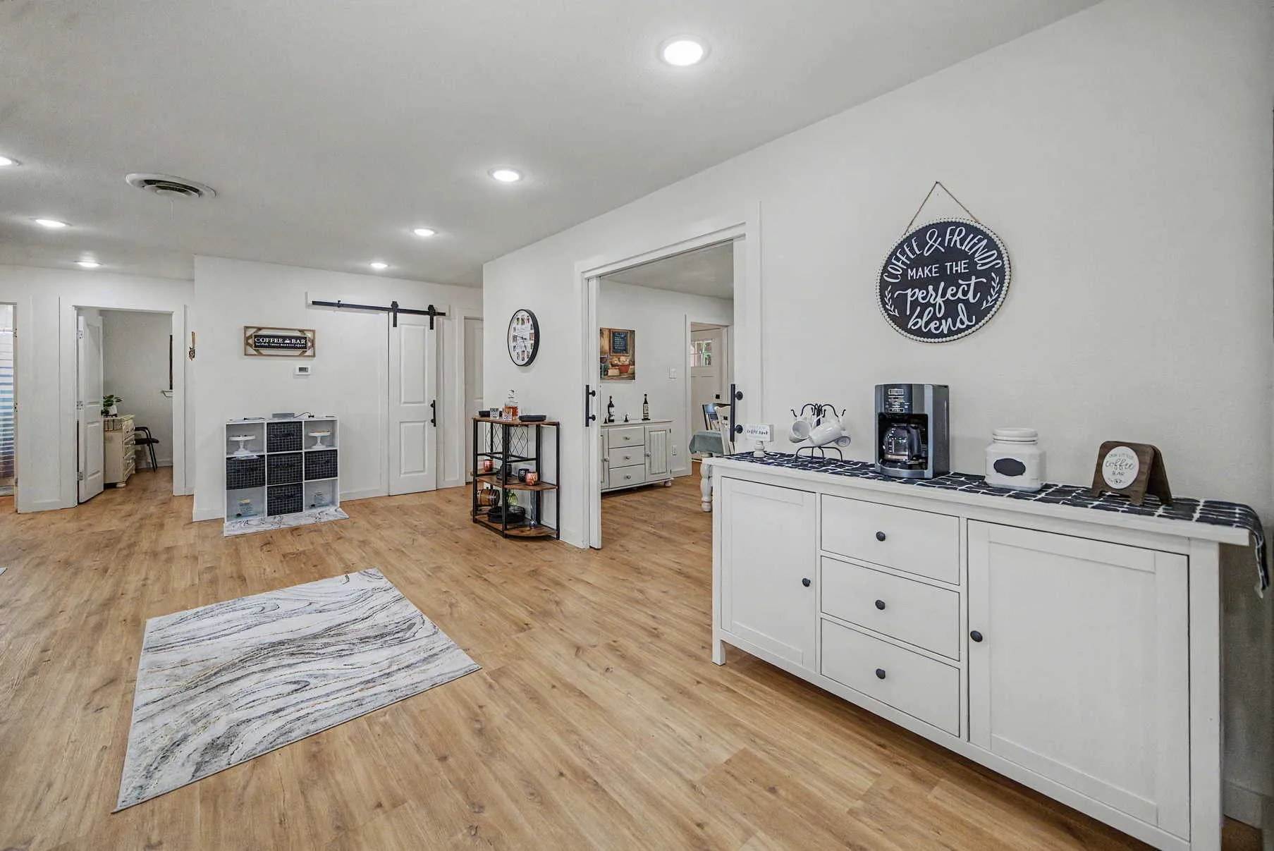 Single Family Residence For Sale in Palo Pinto County , 401 NW 32nd Street, Mineral Wells, Texas 76067, 3 Bedrooms, 2 Bathrooms, Garage spaces, 2,238 Sqft, built in 1963, Preowned, Price $320,000, mls#21240131, Real Estate Agent in Mineral Wells, Homes For Sale in Palo Pinto county, Homes For Sale in Mineral Wells, Realtor in Mineral Wells Texas, Real Estate Brokerage Independent Realty Texas, Luminita Cordes Realtor