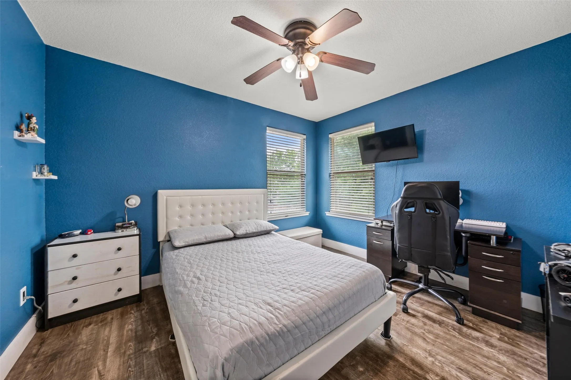 Single Family Residence For Sale in Mc Lennan County , 1205 N 17th Street, Waco, Texas 76707, 4 Bedroom, 3 Bathroom, Garage spaces, 1,795 Sqft, built in 1949, mls#21240111, Real Estate Agent in Waco, Homes For Sale in Mc Lennan county, Homes For Sale in Waco, Realtor in Waco Texas, Real Estate Brokerage Independent Realty Texas, Luminita Cordes Realtor