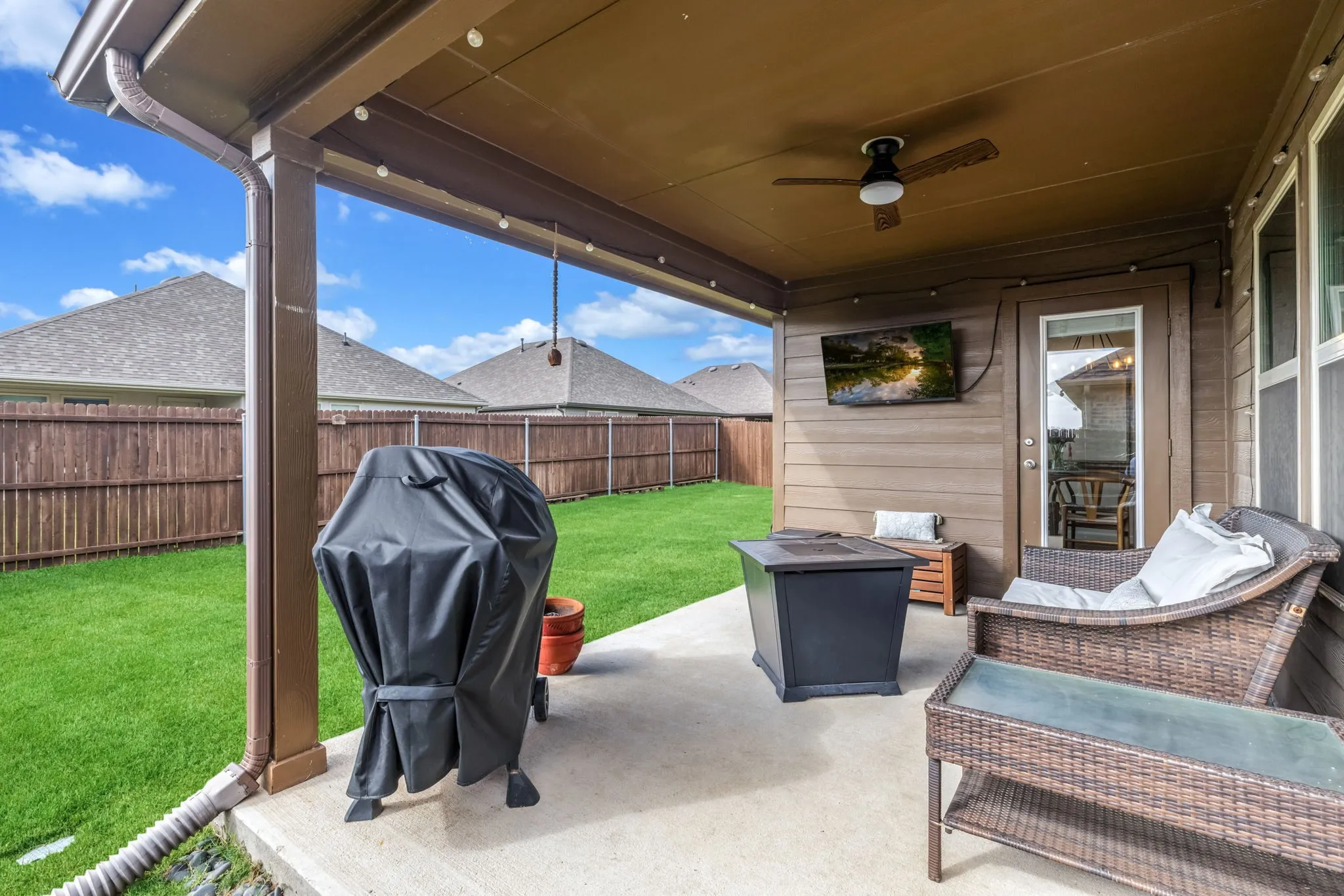 Single Family Residence For Rent in Collin County , 601 Rawhide Way, Princeton, Texas 75407, 4 Bedrooms, 2 Bathrooms, 2 Garage spaces, 1,794 Sqft, built in 2019, Preowned, Price $2,300, mls#21240882, Real Estate Agent in Princeton, Homes For Rent in Collin county, Homes For Rent in Princeton, Realtor in Princeton Texas, Real Estate Brokerage Independent Realty Texas, Luminita Cordes Realtor