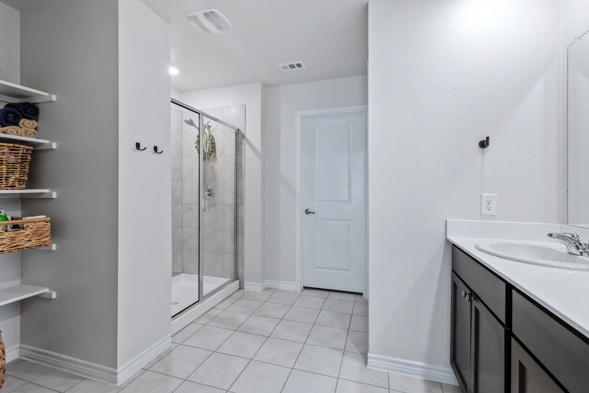 Single Family Residence For Rent in Collin County , 601 Rawhide Way, Princeton, Texas 75407, 4 Bedrooms, 2 Bathrooms, 2 Garage spaces, 1,794 Sqft, built in 2019, Preowned, Price $2,300, mls#21240882, Real Estate Agent in Princeton, Homes For Rent in Collin county, Homes For Rent in Princeton, Realtor in Princeton Texas, Real Estate Brokerage Independent Realty Texas, Luminita Cordes Realtor