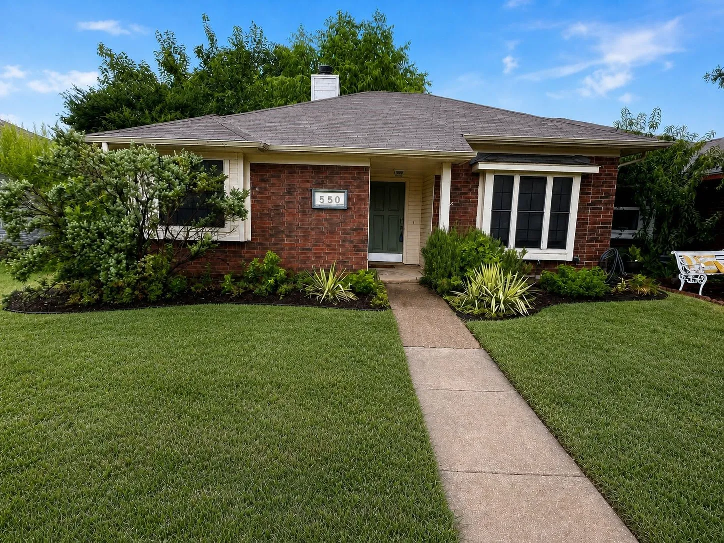 Single Family Residence For Sale in Dallas County , 550 Lee Drive, Coppell, Texas 75019, 2 Bedrooms, 1 Bathroom, 2 Garage spaces, 1,045 Sqft, built in 1985, Price $295,000, mls#21240909, Real Estate Agent in Coppell, Homes For Sale in Dallas county, Homes For Sale in Coppell, Realtor in Coppell Texas, Real Estate Brokerage Independent Realty Texas, Luminita Cordes Realtor