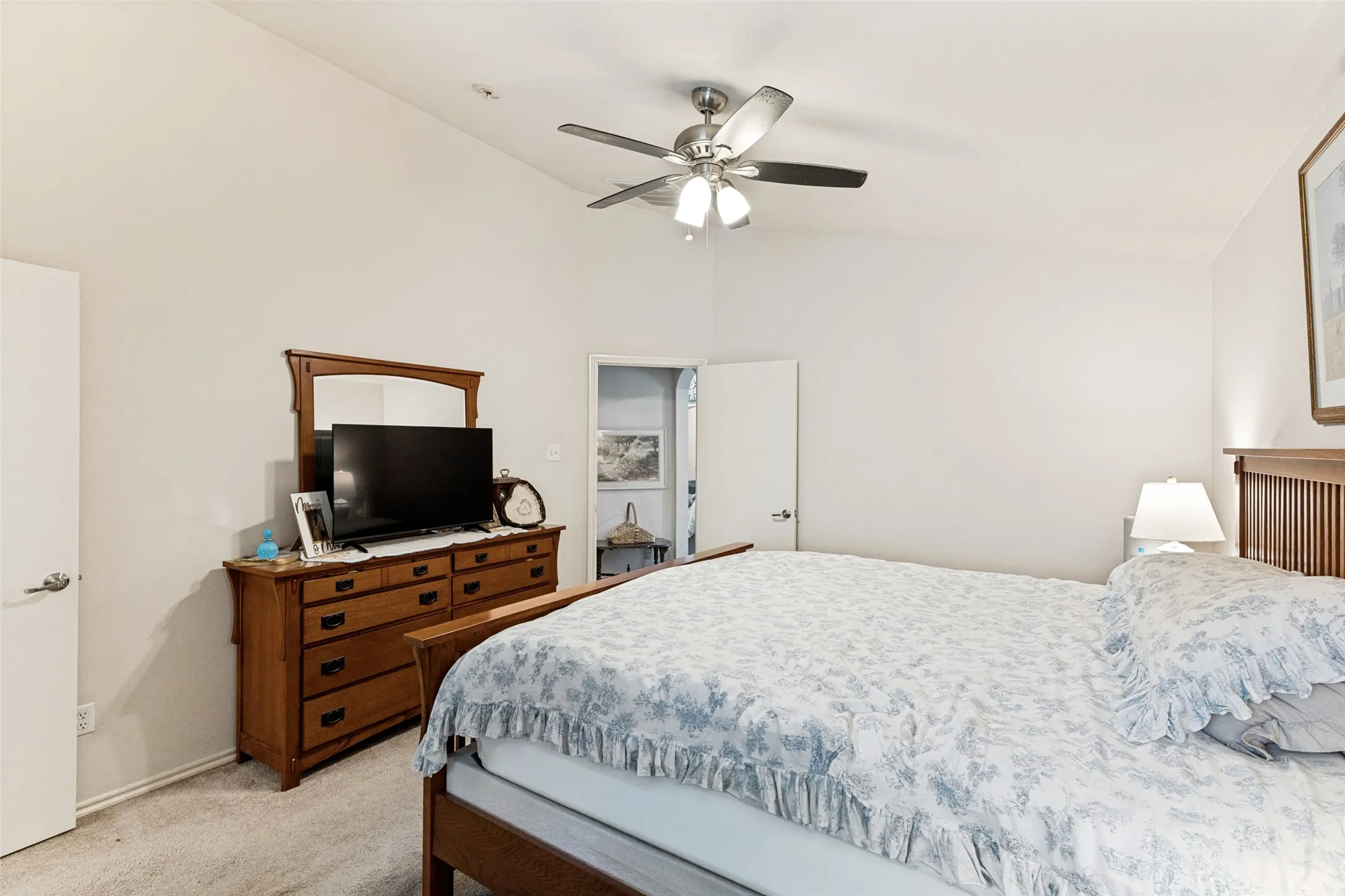 Single Family Residence For Sale in Tarrant County , 6432 Geneva Lane, Fort Worth, Texas 76131, 3 Bedroom, 2 Bathroom, 2 Garage spaces, 1,346 Sqft, built in 2004, mls#21239952, Real Estate Agent in Fort Worth, Homes For Sale in Tarrant county, Homes For Sale in Fort Worth, Realtor in Fort Worth Texas, Real Estate Brokerage Independent Realty Texas, Luminita Cordes Realtor