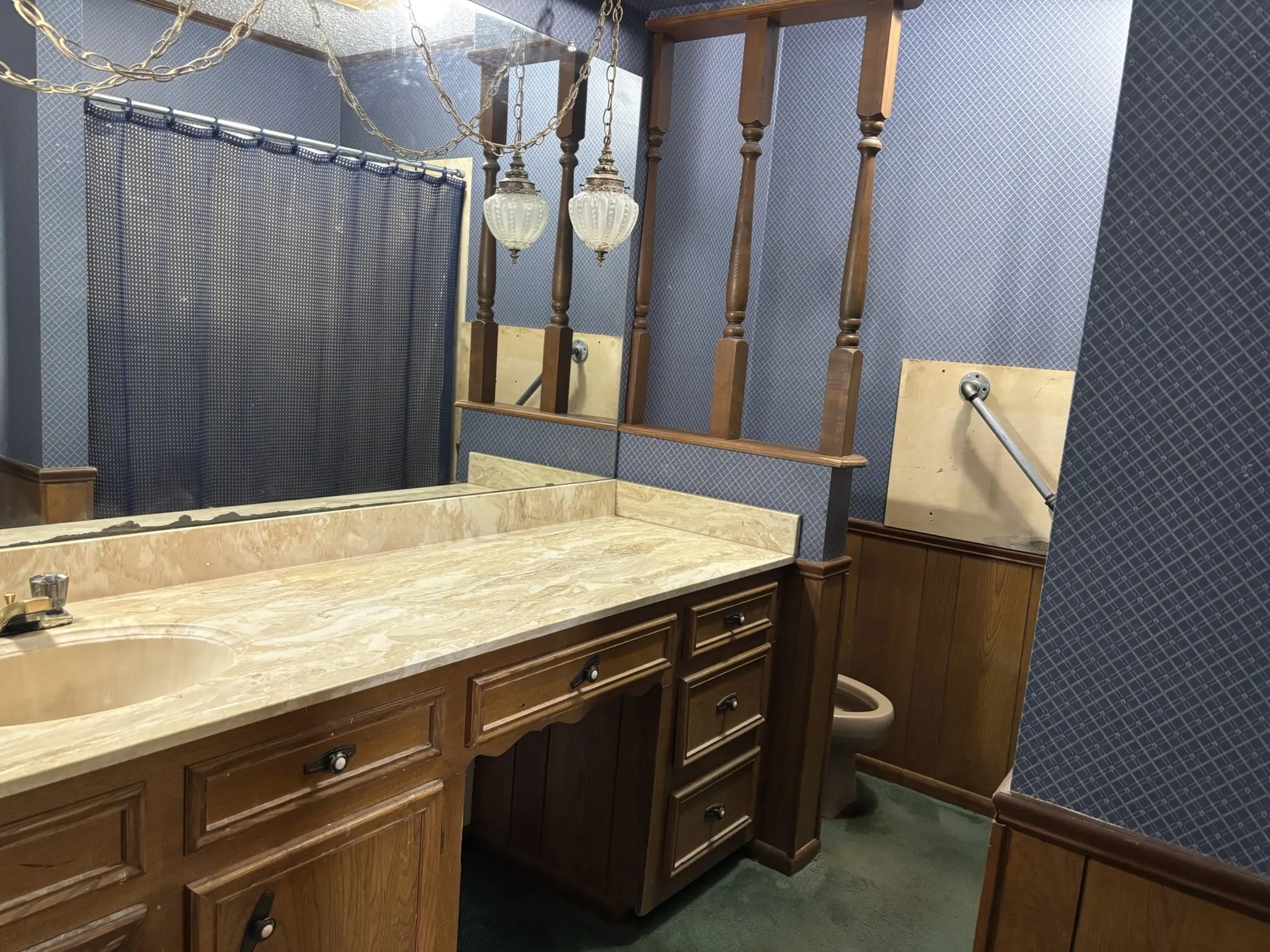 Single Family Residence For Sale in Henderson County , 14070 County Road 3520, Brownsboro, Texas 75756, 3 Bedroom, 2 Bathroom, Garage spaces, 2,798 Sqft, built in 1981, Preowned, mls#21239652, Real Estate Agent in Brownsboro, Homes For Sale in Henderson county, Homes For Sale in Brownsboro, Realtor in Brownsboro Texas, Real Estate Brokerage Independent Realty Texas, Luminita Cordes Realtor