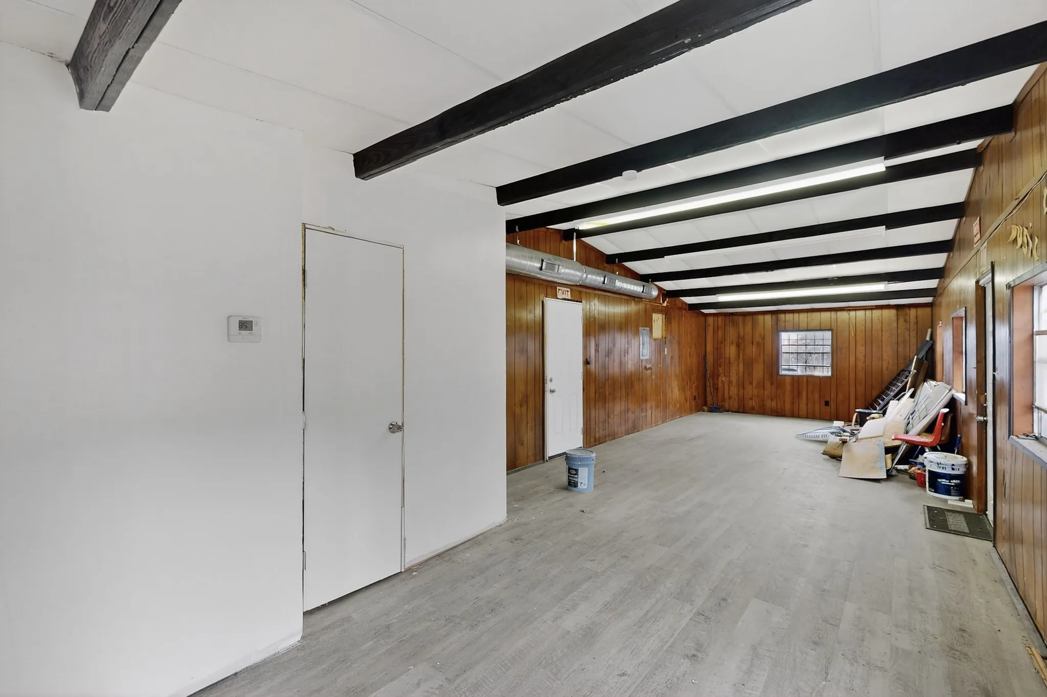 Retail For Rent in Dallas County , 3818 S Lancaster Road Building B, Dallas, Texas 75216, 0, 0, Garage spaces, 0 Sqft, built in 1972, Preowned, Price $2,000, mls#21240953, Real Estate Agent in Dallas, Homes For Rent in Dallas county, Homes For Rent in Dallas, Realtor in Dallas Texas, Real Estate Brokerage Independent Realty Texas, Luminita Cordes Realtor