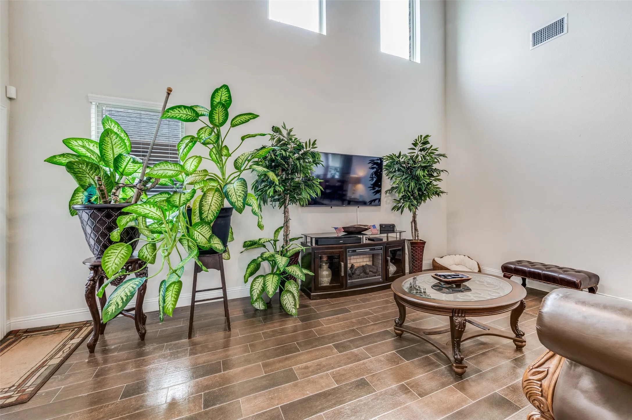 Single Family Residence For Sale in Denton County , 1745 Elise Lane, Little Elm, Texas 76227, 4 Bedroom, 3 Bathroom, 2 Garage spaces, 2,235 Sqft, built in 2022, mls#21239533, Real Estate Agent in Little Elm, Homes For Sale in Denton county, Homes For Sale in Little Elm, Realtor in Little Elm Texas, Real Estate Brokerage Independent Realty Texas, Luminita Cordes Realtor