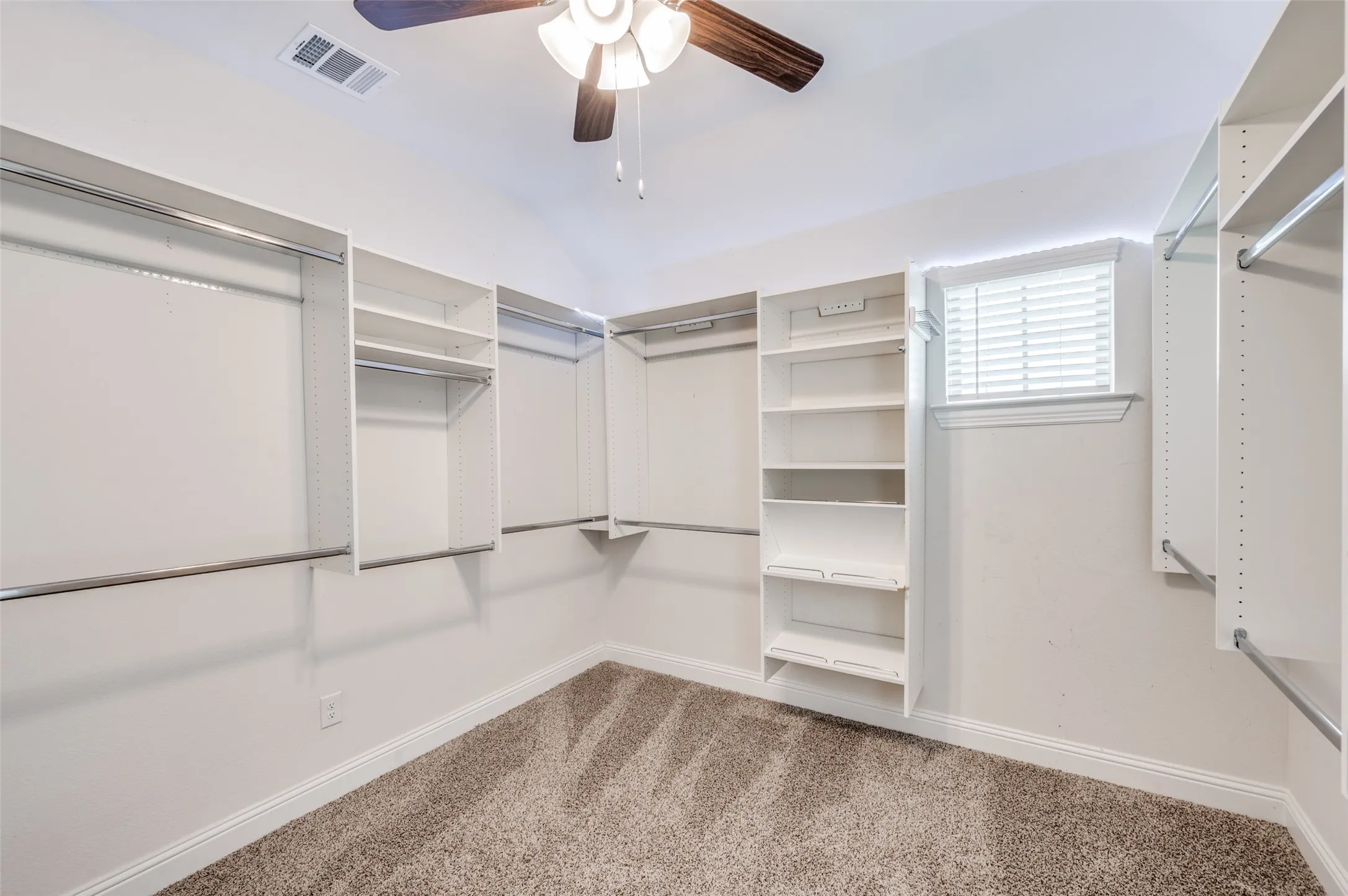 Single Family Residence For Sale in Denton County , 1745 Elise Lane, Little Elm, Texas 76227, 4 Bedroom, 3 Bathroom, 2 Garage spaces, 2,235 Sqft, built in 2022, mls#21239533, Real Estate Agent in Little Elm, Homes For Sale in Denton county, Homes For Sale in Little Elm, Realtor in Little Elm Texas, Real Estate Brokerage Independent Realty Texas, Luminita Cordes Realtor