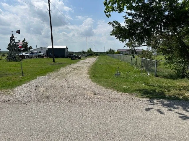 Manufactured Home For Sale in Collin County , 1150 County Road 490, Princeton, Texas 75407, 4 Bedroom, 2 Bathroom, Garage spaces, 1,792 Sqft, built in 2002, mls#21240983, Real Estate Agent in Princeton, Homes For Sale in Collin county, Homes For Sale in Princeton, Realtor in Princeton Texas, Real Estate Brokerage Independent Realty Texas, Luminita Cordes Realtor