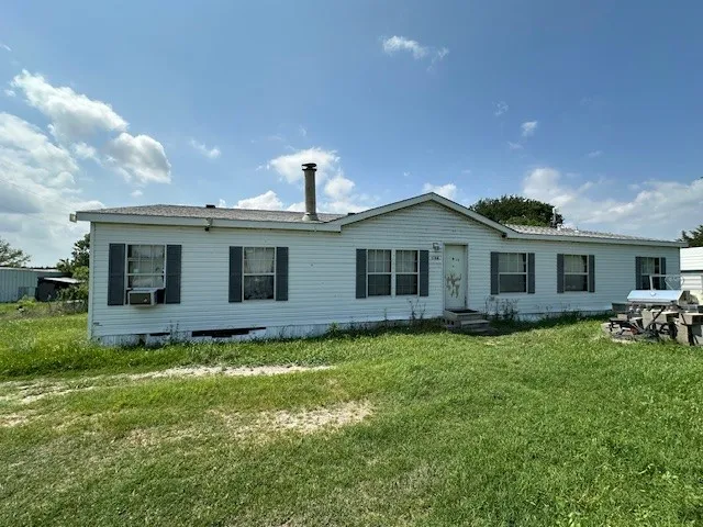 Manufactured Home For Sale in Collin County , 1150 County Road 490, Princeton, Texas 75407, 4 Bedroom, 2 Bathroom, Garage spaces, 1,792 Sqft, built in 2002, mls#21240983, Real Estate Agent in Princeton, Homes For Sale in Collin county, Homes For Sale in Princeton, Realtor in Princeton Texas, Real Estate Brokerage Independent Realty Texas, Luminita Cordes Realtor