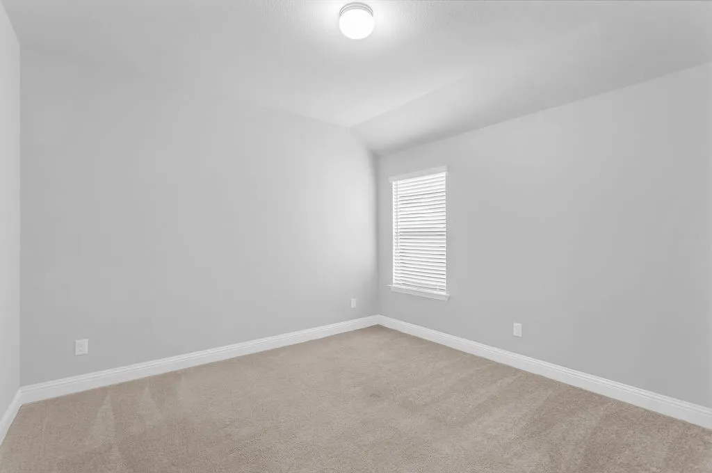 Single Family Residence For Sale in Tarrant County , 3732 Trillium Drive, Fort Worth, Texas 76244, 4 Bedroom, 3 Bathroom, 2 Garage spaces, 2,866 Sqft, built in 2021, Preowned, mls#21239094, Real Estate Agent in Fort Worth, Homes For Sale in Tarrant county, Homes For Sale in Fort Worth, Realtor in Fort Worth Texas, Real Estate Brokerage Independent Realty Texas, Luminita Cordes Realtor