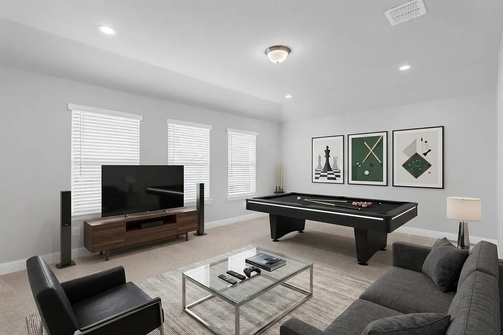 Single Family Residence For Sale in Tarrant County , 3732 Trillium Drive, Fort Worth, Texas 76244, 4 Bedroom, 3 Bathroom, 2 Garage spaces, 2,866 Sqft, built in 2021, Preowned, mls#21239094, Real Estate Agent in Fort Worth, Homes For Sale in Tarrant county, Homes For Sale in Fort Worth, Realtor in Fort Worth Texas, Real Estate Brokerage Independent Realty Texas, Luminita Cordes Realtor