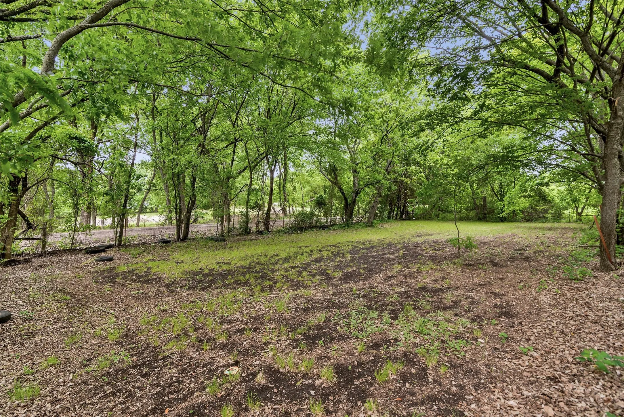 Single Family Residence For Sale in Collin County , 8546 County Road 500, Blue Ridge, Texas 75424, 4 Bedroom, 2 Bathroom, Garage spaces, 1,296 Sqft, built in 1985, mls#21241095, Real Estate Agent in Blue Ridge, Homes For Sale in Collin county, Homes For Sale in Blue Ridge, Realtor in Blue Ridge Texas, Real Estate Brokerage Independent Realty Texas, Luminita Cordes Realtor
