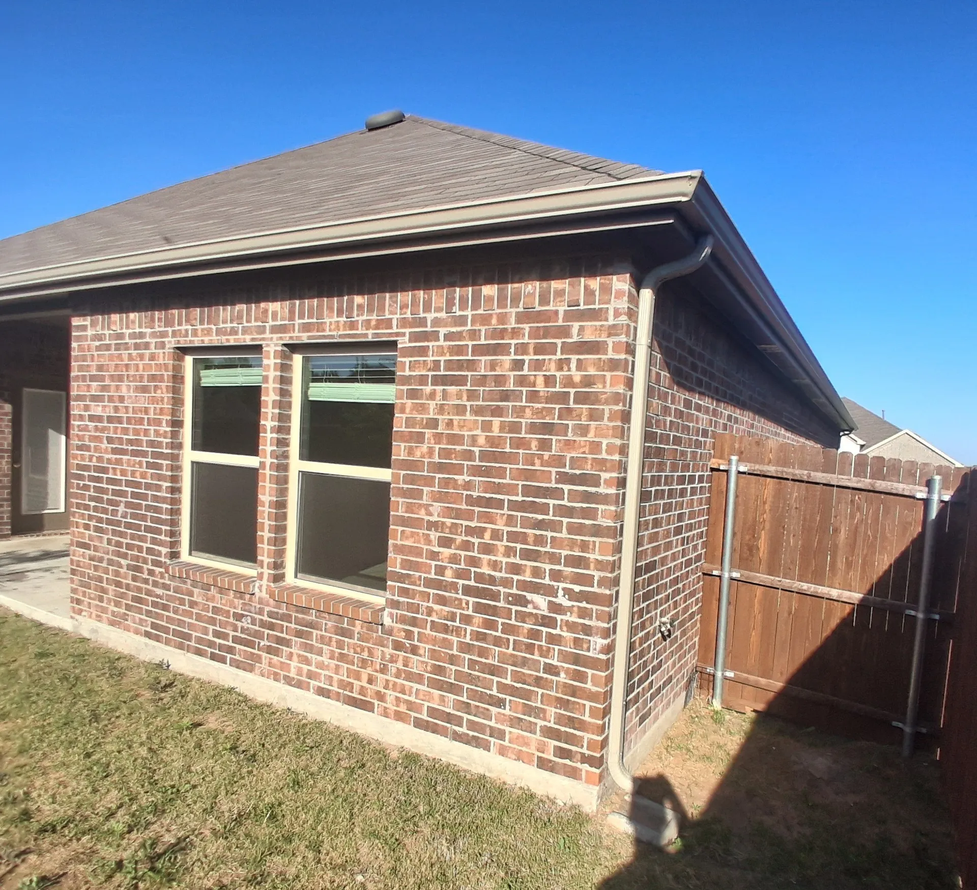 Single Family Residence For Sale in Hunt County , 223 Fieldtrail, Caddo Mills, Texas 75135, 4 Bedroom, 3 Bathroom, 2 Garage spaces, 2,329 Sqft, built in 2023, Preowned, mls#21237533, Real Estate Agent in Caddo Mills, Homes For Sale in Hunt county, Homes For Sale in Caddo Mills, Realtor in Caddo Mills Texas, Real Estate Brokerage Independent Realty Texas, Luminita Cordes Realtor