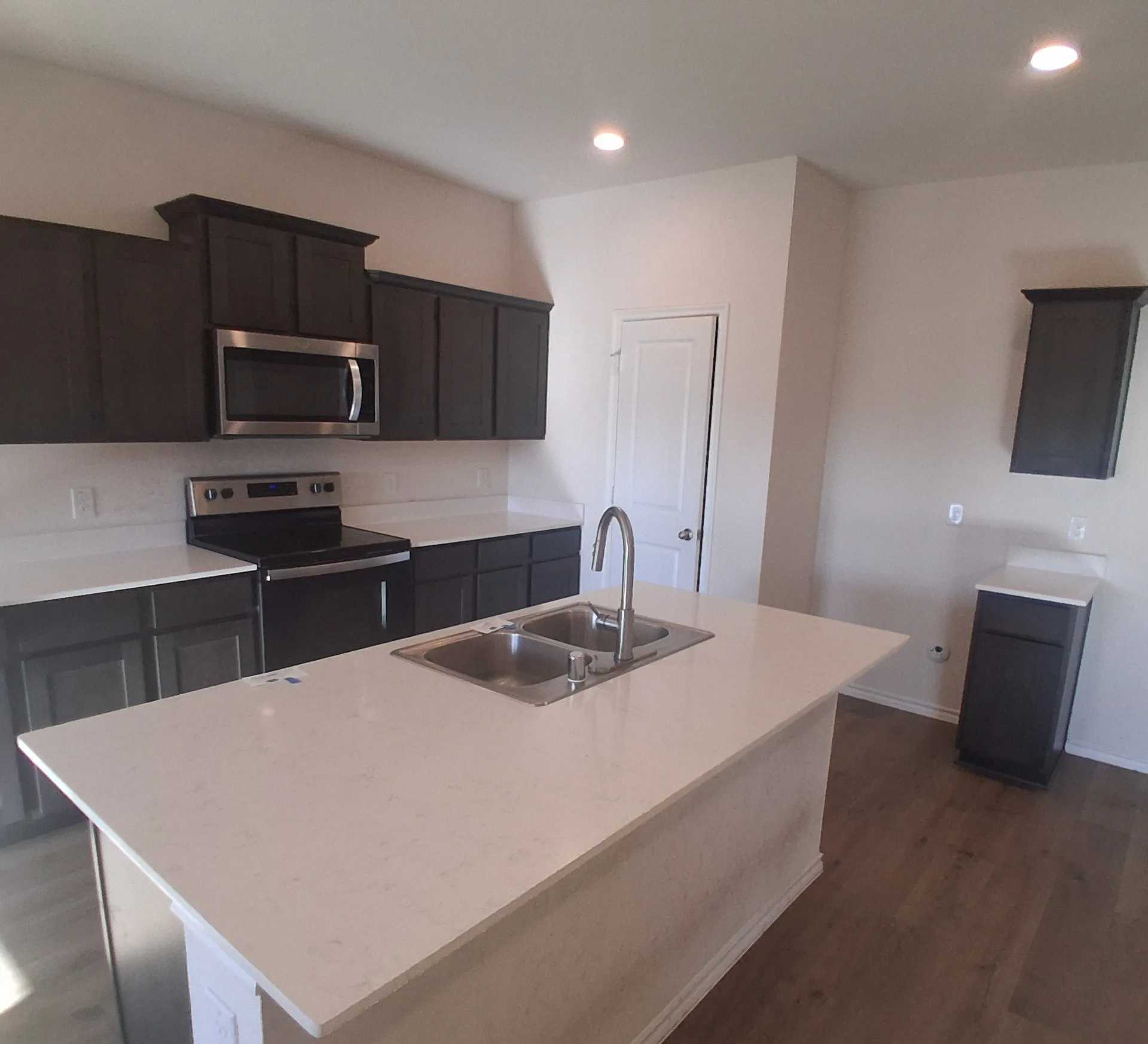 Single Family Residence For Sale in Hunt County , 223 Fieldtrail, Caddo Mills, Texas 75135, 4 Bedroom, 3 Bathroom, 2 Garage spaces, 2,329 Sqft, built in 2023, Preowned, mls#21237533, Real Estate Agent in Caddo Mills, Homes For Sale in Hunt county, Homes For Sale in Caddo Mills, Realtor in Caddo Mills Texas, Real Estate Brokerage Independent Realty Texas, Luminita Cordes Realtor