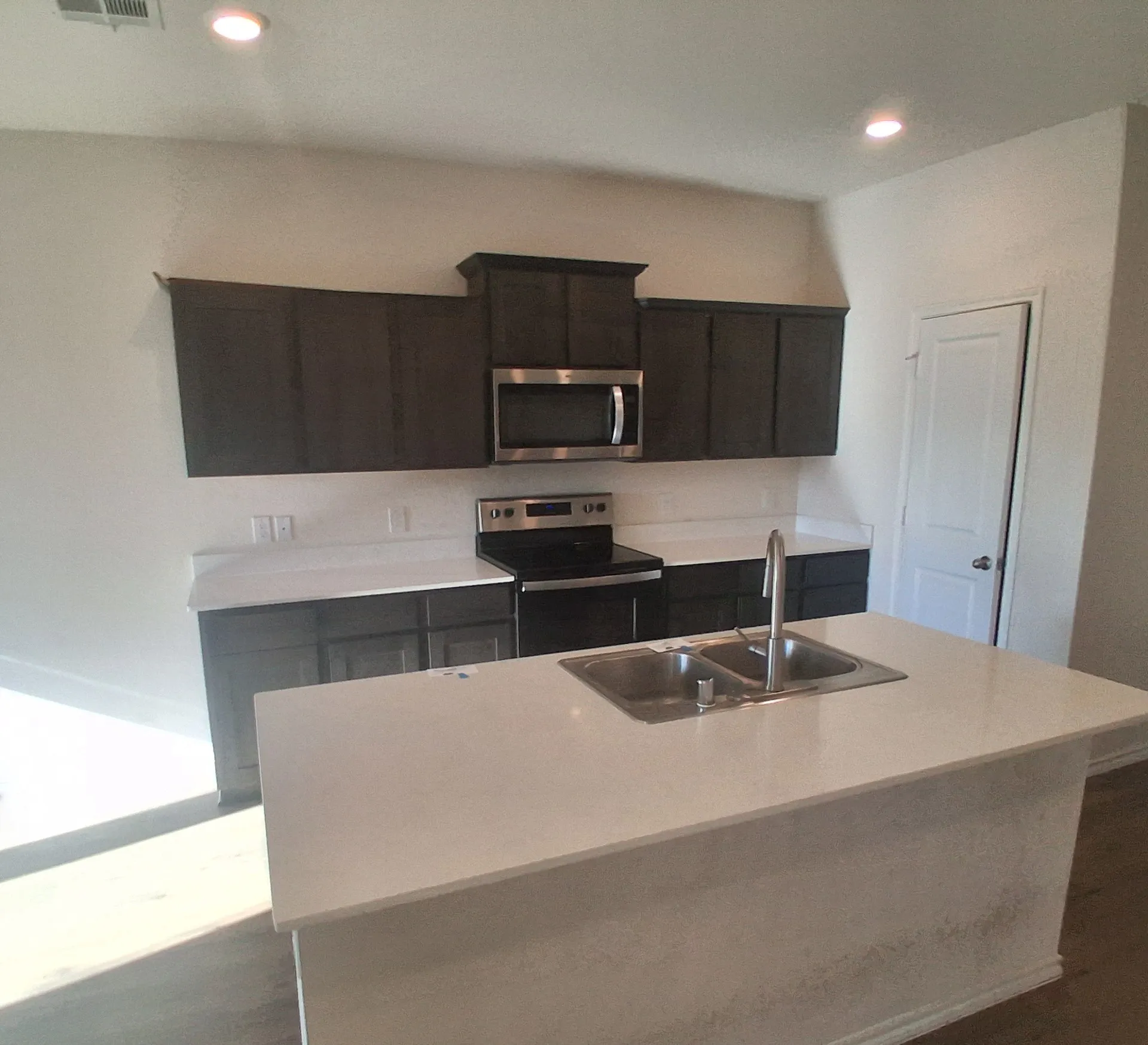 Single Family Residence For Sale in Hunt County , 223 Fieldtrail, Caddo Mills, Texas 75135, 4 Bedroom, 3 Bathroom, 2 Garage spaces, 2,329 Sqft, built in 2023, Preowned, mls#21237533, Real Estate Agent in Caddo Mills, Homes For Sale in Hunt county, Homes For Sale in Caddo Mills, Realtor in Caddo Mills Texas, Real Estate Brokerage Independent Realty Texas, Luminita Cordes Realtor
