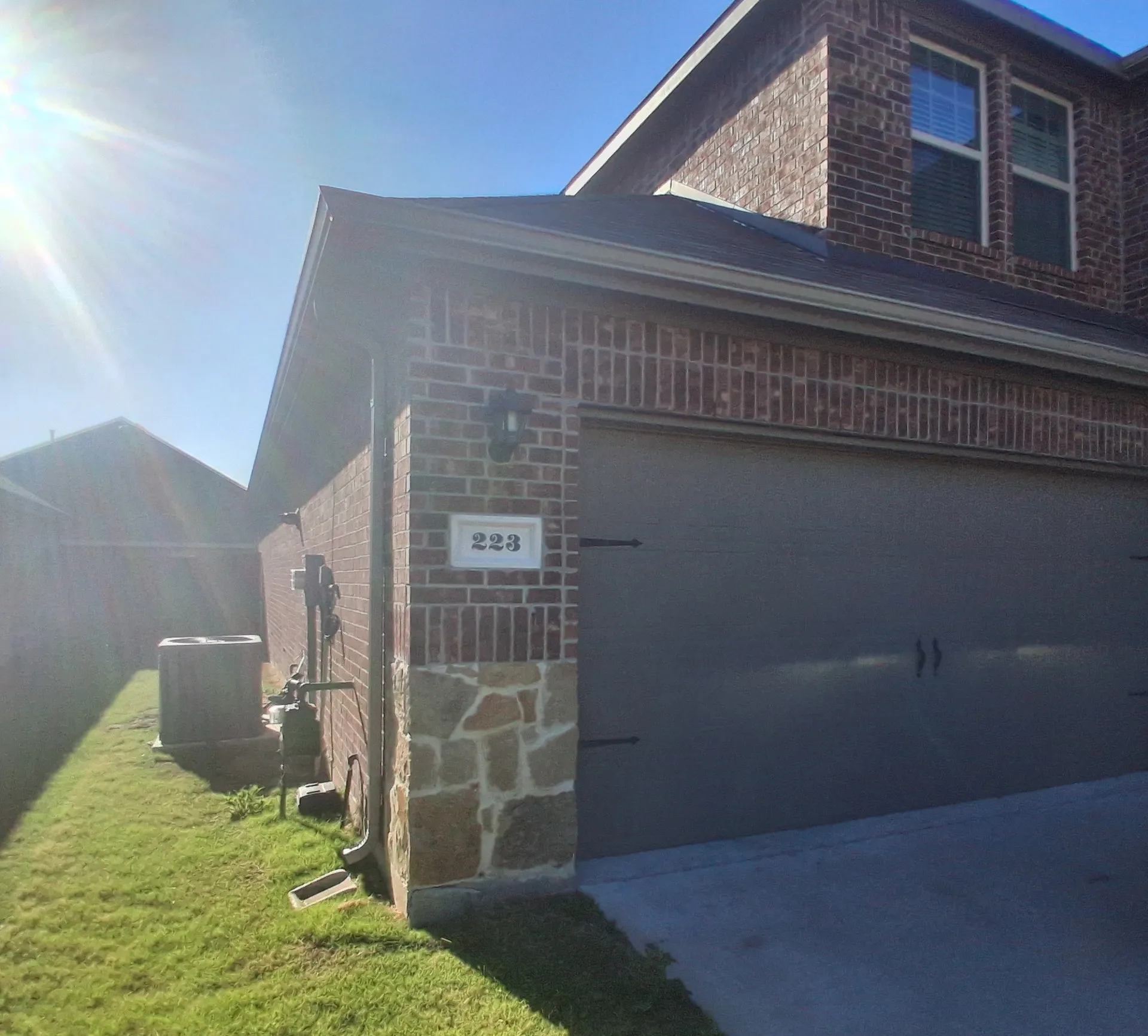 Single Family Residence For Sale in Hunt County , 223 Fieldtrail, Caddo Mills, Texas 75135, 4 Bedroom, 3 Bathroom, 2 Garage spaces, 2,329 Sqft, built in 2023, Preowned, mls#21237533, Real Estate Agent in Caddo Mills, Homes For Sale in Hunt county, Homes For Sale in Caddo Mills, Realtor in Caddo Mills Texas, Real Estate Brokerage Independent Realty Texas, Luminita Cordes Realtor