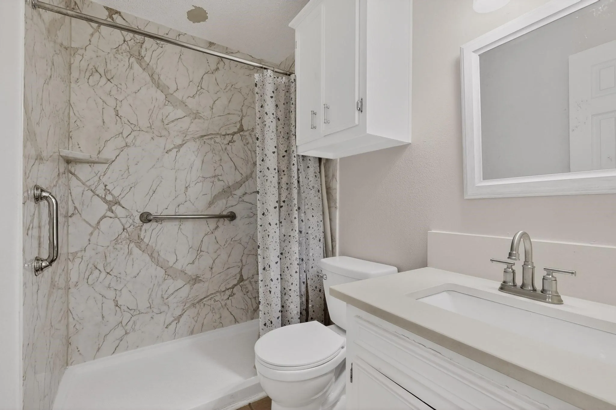 Single Family Residence For Sale in Navarro County , 1718 Northwood Boulevard, Corsicana, Texas 75110, 3 Bedroom, 2 Bathroom, 2 Garage spaces, 1,336 Sqft, built in 1993, Preowned, mls#21221805, Real Estate Agent in Corsicana, Homes For Sale in Navarro county, Homes For Sale in Corsicana, Realtor in Corsicana Texas, Real Estate Brokerage Independent Realty Texas, Luminita Cordes Realtor