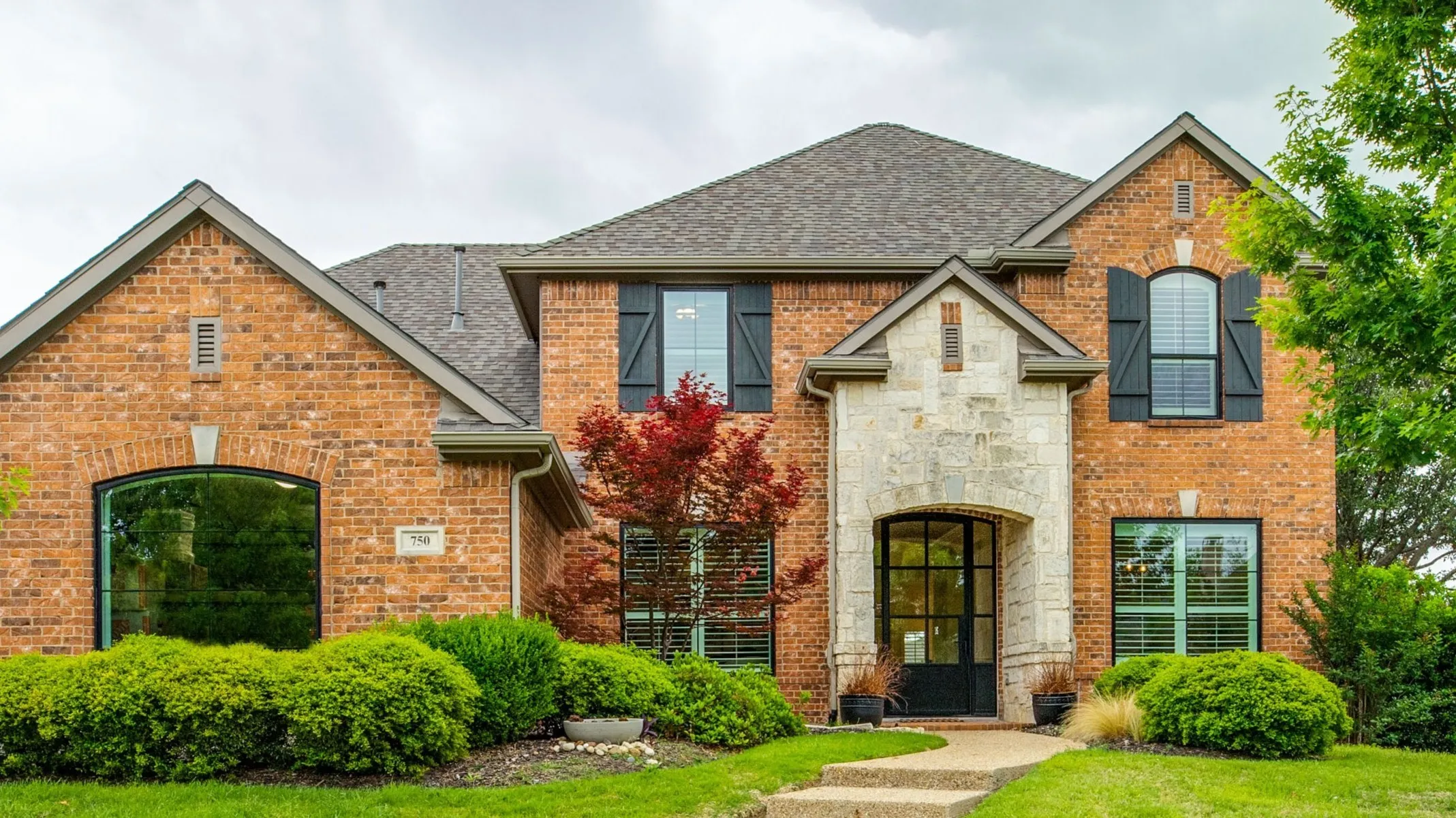 Single Family Residence For Sale in Collin County , 750 Camden Way, Prosper, Texas 75078, 4 Bedroom, 4 Bathroom, 3 Garage spaces, 2,941 Sqft, built in 2006, Preowned, mls#21241044, Real Estate Agent in Prosper, Homes For Sale in Collin county, Homes For Sale in Prosper, Realtor in Prosper Texas, Real Estate Brokerage Independent Realty Texas, Luminita Cordes Realtor