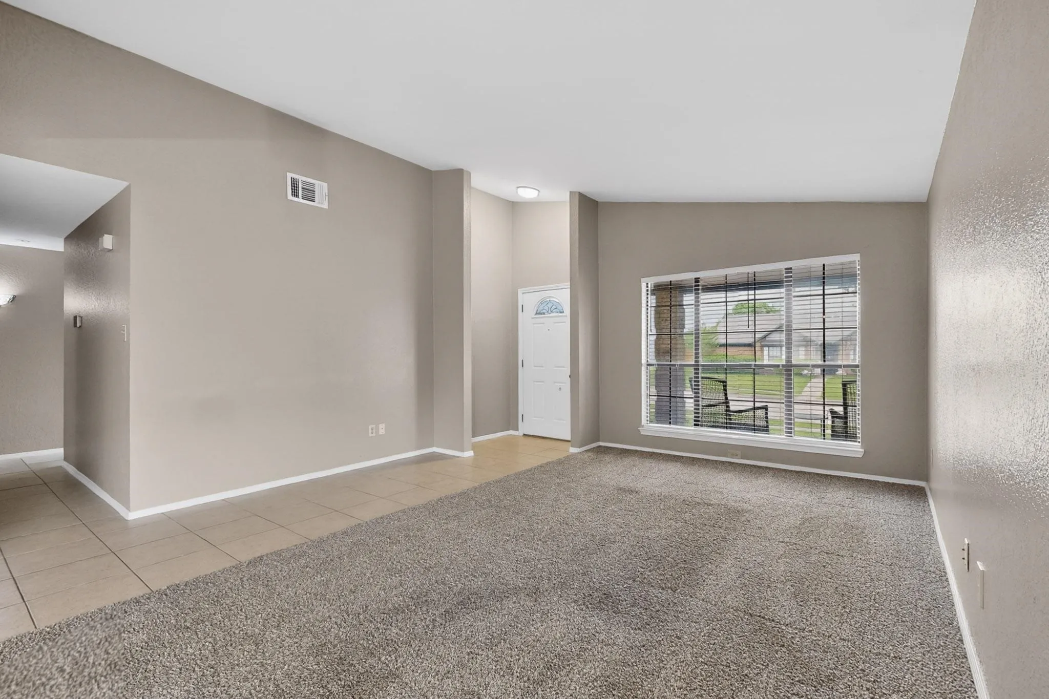 Single Family Residence For Sale in Dallas County , 1508 Panola Drive, Mesquite, Texas 75150, 4 Bedroom, 2 Bathroom, 2 Garage spaces, 1,908 Sqft, built in 1985, Preowned, mls#21232086, Real Estate Agent in Mesquite, Homes For Sale in Dallas county, Homes For Sale in Mesquite, Realtor in Mesquite Texas, Real Estate Brokerage Independent Realty Texas, Luminita Cordes Realtor