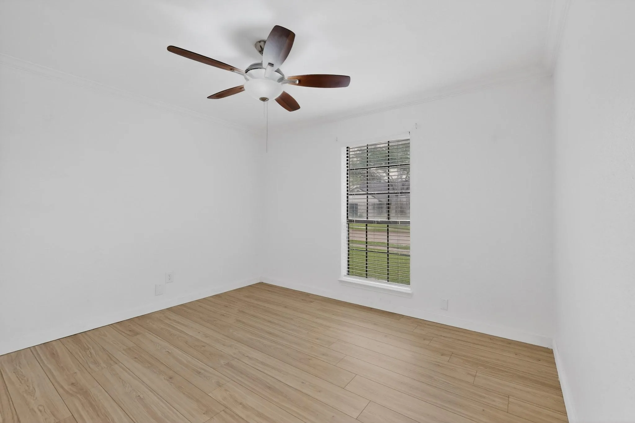 Single Family Residence For Sale in Dallas County , 1508 Panola Drive, Mesquite, Texas 75150, 4 Bedroom, 2 Bathroom, 2 Garage spaces, 1,908 Sqft, built in 1985, Preowned, mls#21232086, Real Estate Agent in Mesquite, Homes For Sale in Dallas county, Homes For Sale in Mesquite, Realtor in Mesquite Texas, Real Estate Brokerage Independent Realty Texas, Luminita Cordes Realtor
