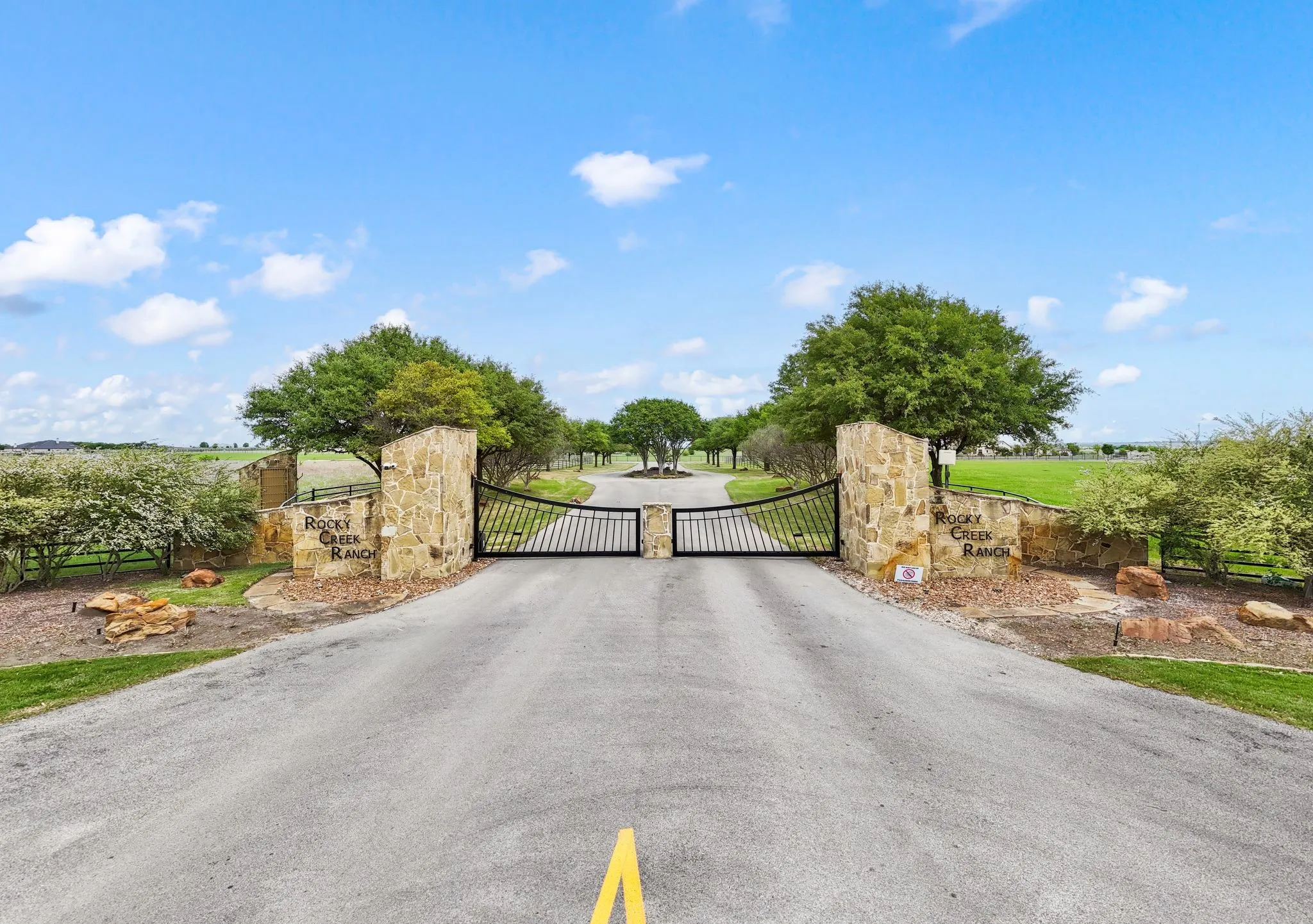 Unimproved Land For Sale in Tarrant County , 12201 W Rocky Creek Road, Crowley, Texas 76036, 0, 0, Garage spaces, 0 Sqft, built in 0, mls#21241106, Real Estate Agent in Crowley, Homes For Sale in Tarrant county, Homes For Sale in Crowley, Realtor in Crowley Texas, Real Estate Brokerage Independent Realty Texas, Luminita Cordes Realtor