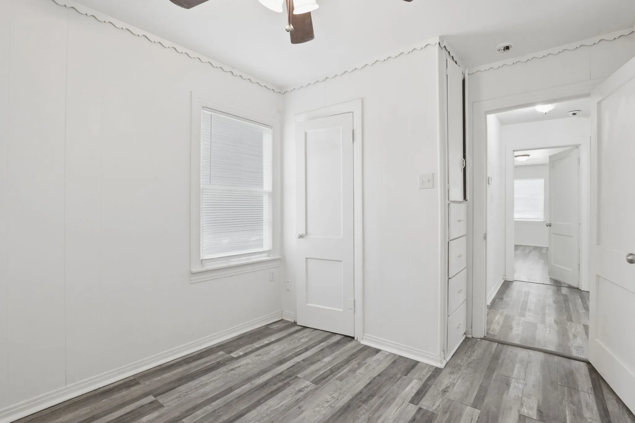Single Family Residence For Sale in Hopkins County , 834 Brinker Street, Sulphur Springs, Texas 75482, 2 Bedroom, 1 Bathroom, 1 Garage spaces, 696 Sqft, built in 1950, mls#21231363, Real Estate Agent in Sulphur Springs, Homes For Sale in Hopkins county, Homes For Sale in Sulphur Springs, Realtor in Sulphur Springs Texas, Real Estate Brokerage Independent Realty Texas, Luminita Cordes Realtor