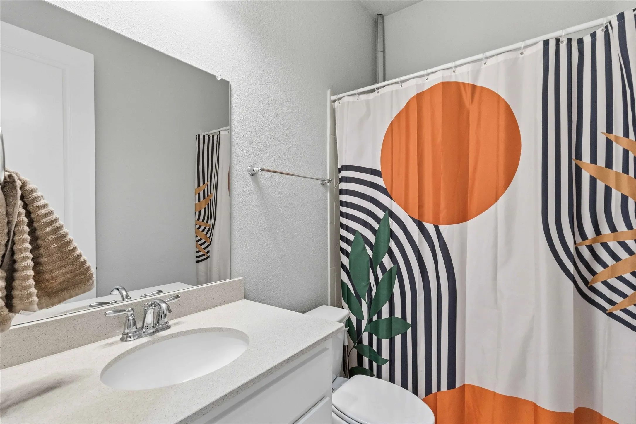 Single Family Residence For Sale in Collin County , 616 Bosque River Drive, Mc Kinney, Texas 75071, 4 Bedroom, 4 Bathroom, 2 Garage spaces, 3,124 Sqft, built in 2017, Preowned, mls#21240078, Real Estate Agent in Mc Kinney, Homes For Sale in Collin county, Homes For Sale in Mc Kinney, Realtor in Mc Kinney Texas, Real Estate Brokerage Independent Realty Texas, Luminita Cordes Realtor