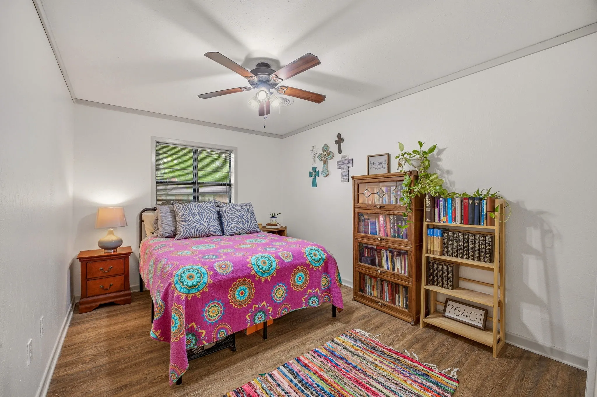 Single Family Residence For Sale in Comanche County , 200 E Plum Avenue, De Leon, Texas 76444, 3 Bedrooms, 2 Bathrooms, 2 Garage spaces, 1,338 Sqft, built in 1976, Price $220,000, mls#21241197, Real Estate Agent in De Leon, Homes For Sale in Comanche county, Homes For Sale in De Leon, Realtor in De Leon Texas, Real Estate Brokerage Independent Realty Texas, Luminita Cordes Realtor