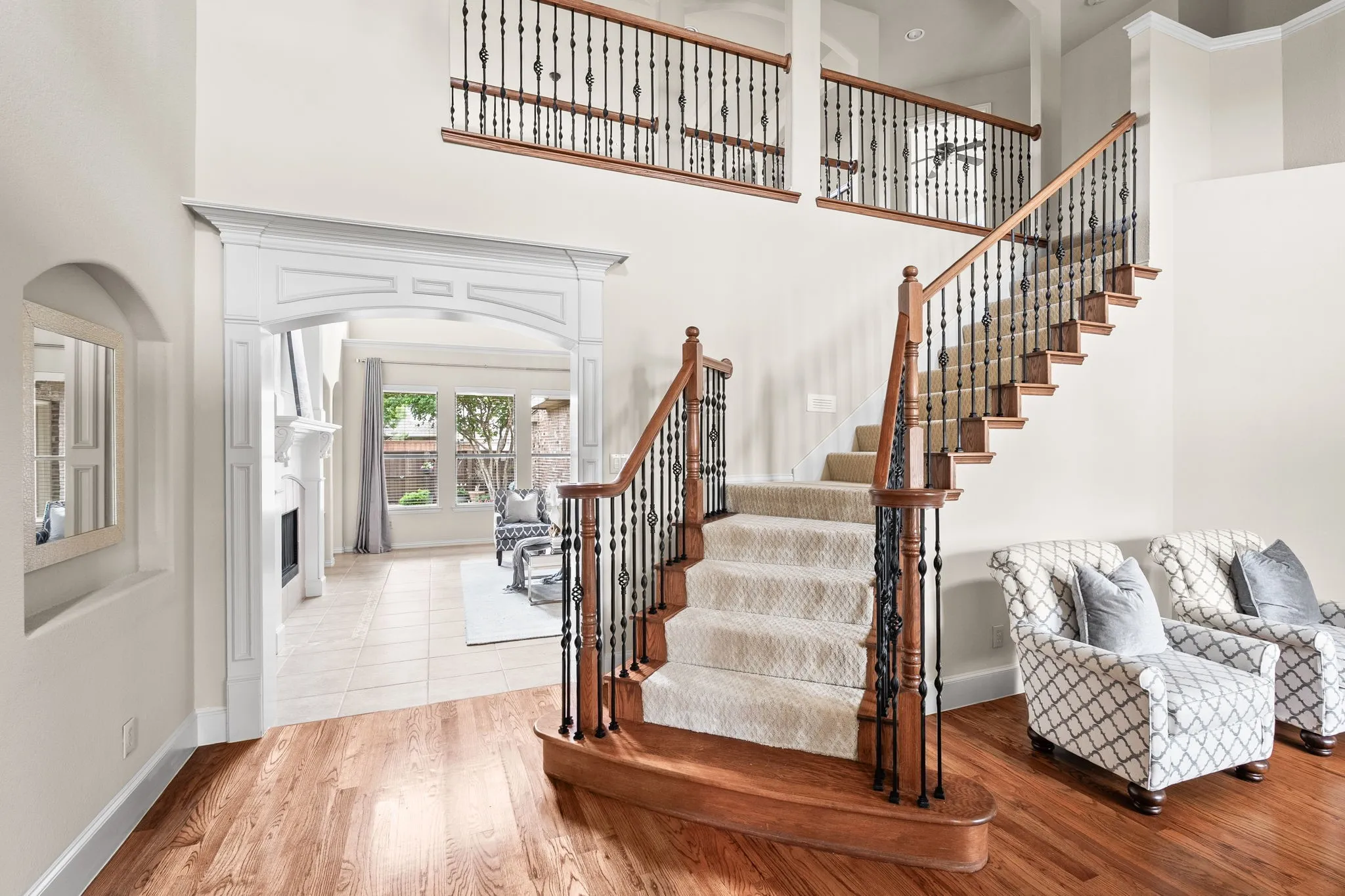 Formal staircase upon entry