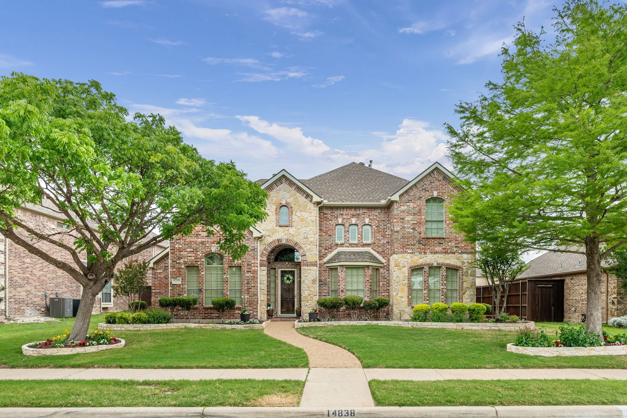 Single Family Residence For Sale in Collin County , 14838 Daneway Drive, Frisco, Texas 75035, 5 Bedroom, 4 Bathroom, 3 Garage spaces, 4,009 Sqft, built in 2005, Preowned, mls#21240026, Real Estate Agent in Frisco, Homes For Sale in Collin county, Homes For Sale in Frisco, Realtor in Frisco Texas, Real Estate Brokerage Independent Realty Texas, Luminita Cordes Realtor