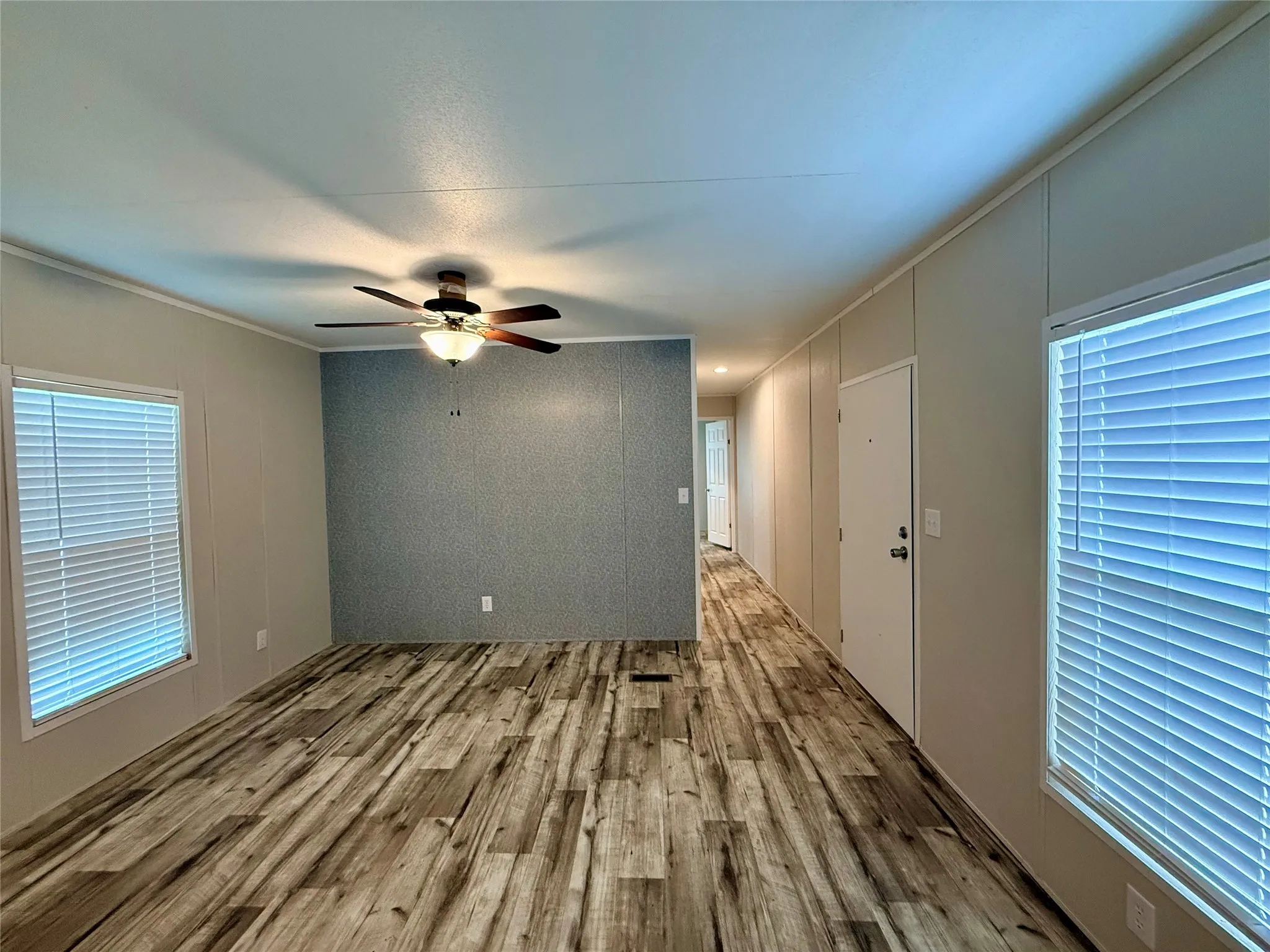 Mobile Home For Sale in Hunt County , 3193 Timberwild, Wills Point, Texas 75169, 3 Bedroom, 2 Bathroom, Garage spaces, 924 Sqft, built in 2024, mls#21239420, Real Estate Agent in Wills Point, Homes For Sale in Hunt county, Homes For Sale in Wills Point, Realtor in Wills Point Texas, Real Estate Brokerage Independent Realty Texas, Luminita Cordes Realtor