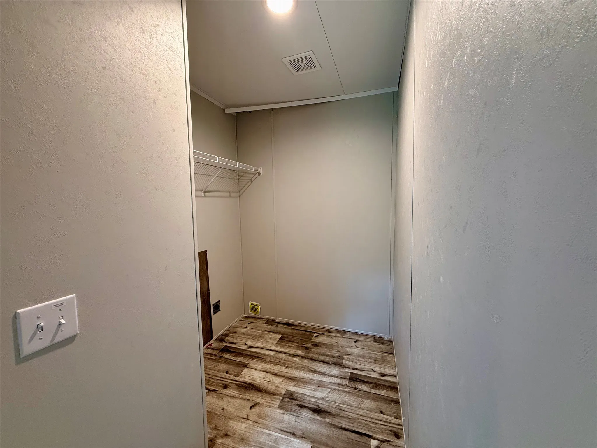 Mobile Home For Sale in Hunt County , 3193 Timberwild, Wills Point, Texas 75169, 3 Bedroom, 2 Bathroom, Garage spaces, 924 Sqft, built in 2024, mls#21239420, Real Estate Agent in Wills Point, Homes For Sale in Hunt county, Homes For Sale in Wills Point, Realtor in Wills Point Texas, Real Estate Brokerage Independent Realty Texas, Luminita Cordes Realtor